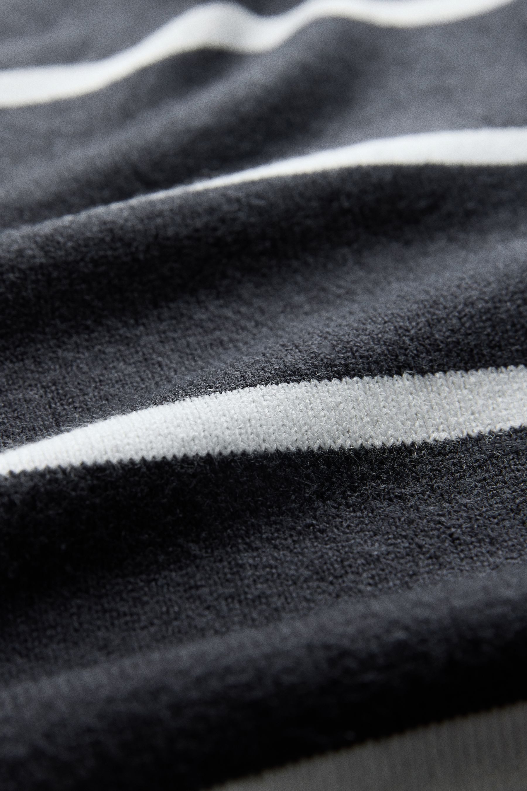 The Set Strickpullover The Set Strickpullis, U-Boot-Ausschnitt, 3er-Pack (3-tlg)