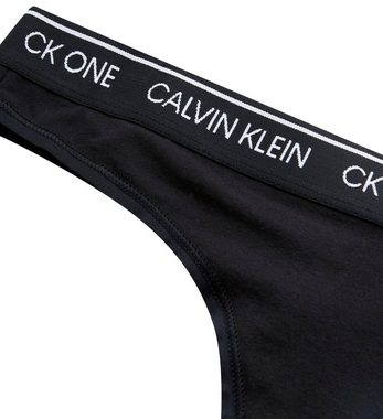 Calvin Klein String »CK ONE COTTON« mit modischem Logobündchen