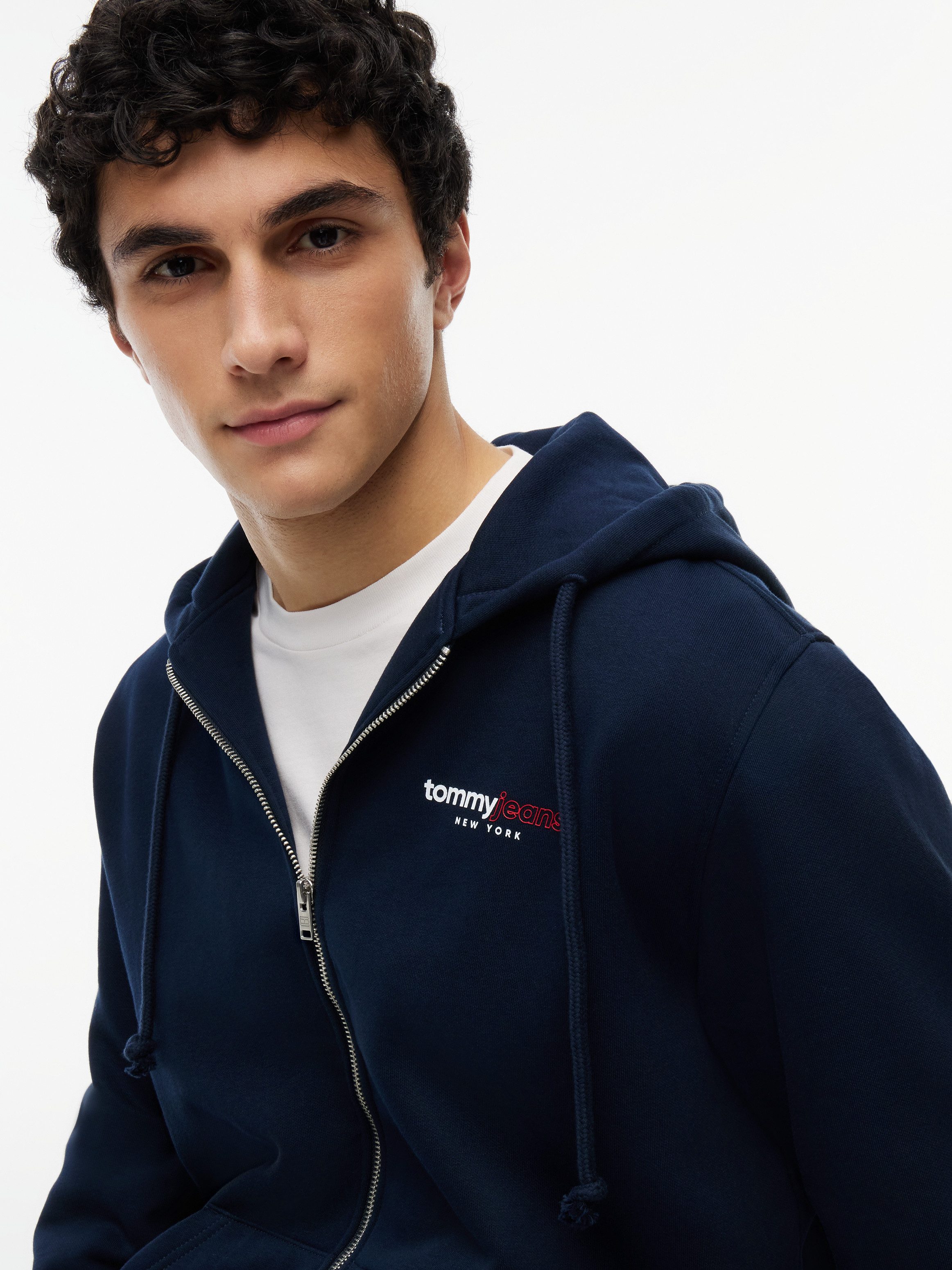 Tommy Jeans Kapuzensweatjacke TJM REGULAR DNA BACKPRINT FULLZIP