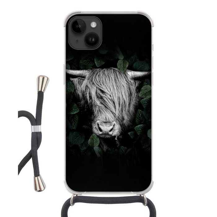 MuchoWow Handyhülle Schottischer Highlander - Blätter - Porträt Handyhülle Telefonhülle Apple iPhone 14 Plus