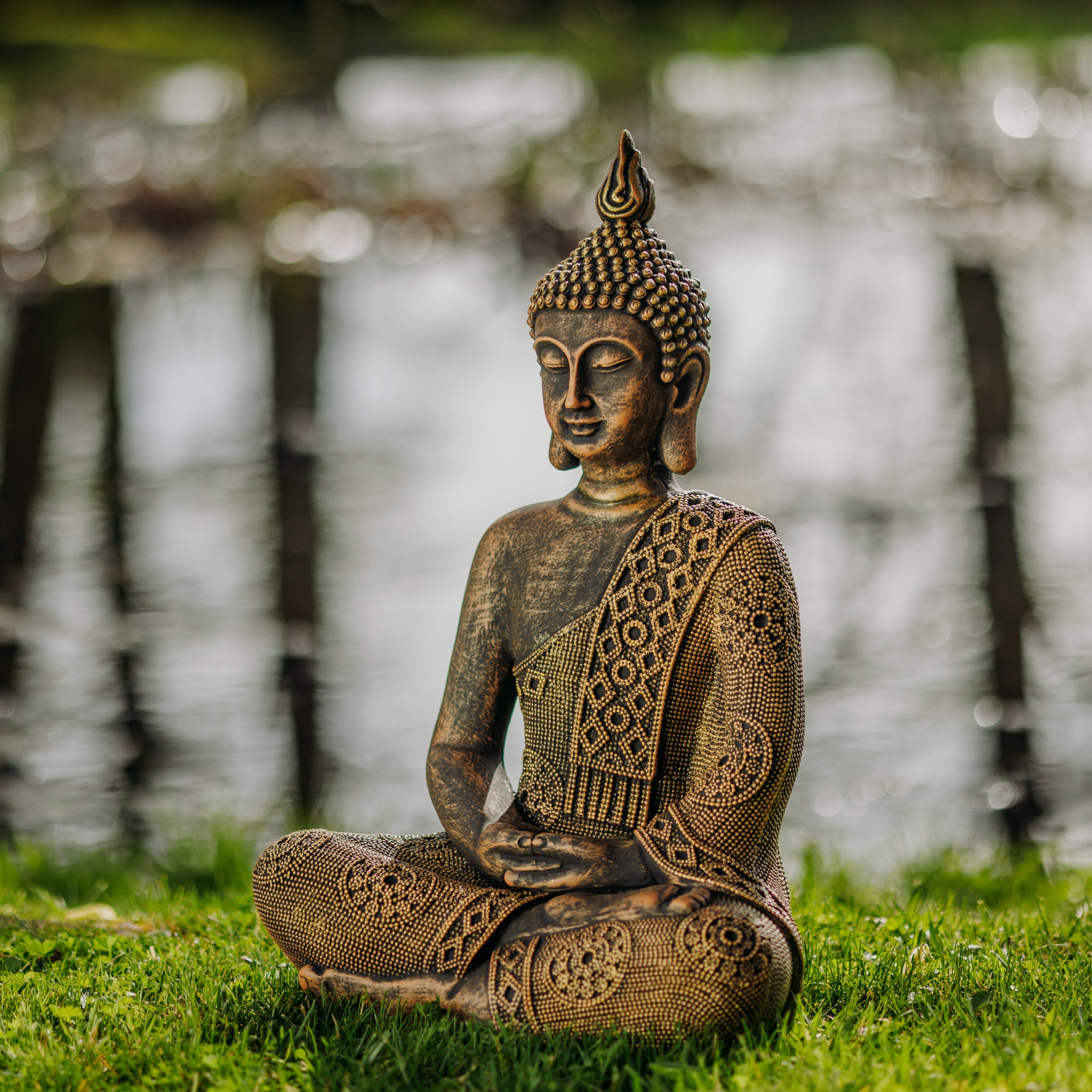 gartendekoparadies.de Gartenfigur Thailändische Buddha Statue, Steinguss, günstig online kaufen