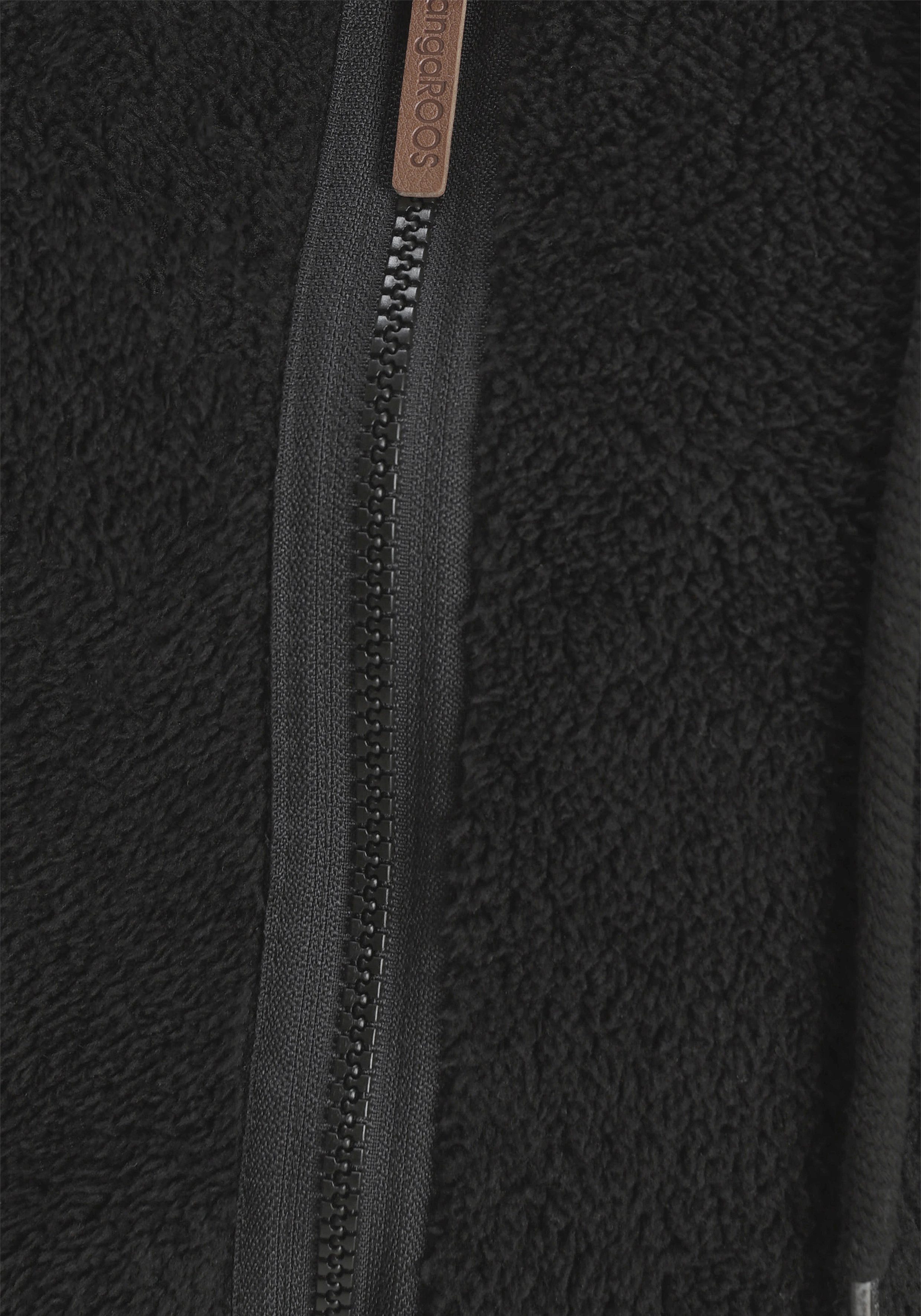 Sweatjacke schwarz aus flauschigem KangaROOS Teddy-Fleece