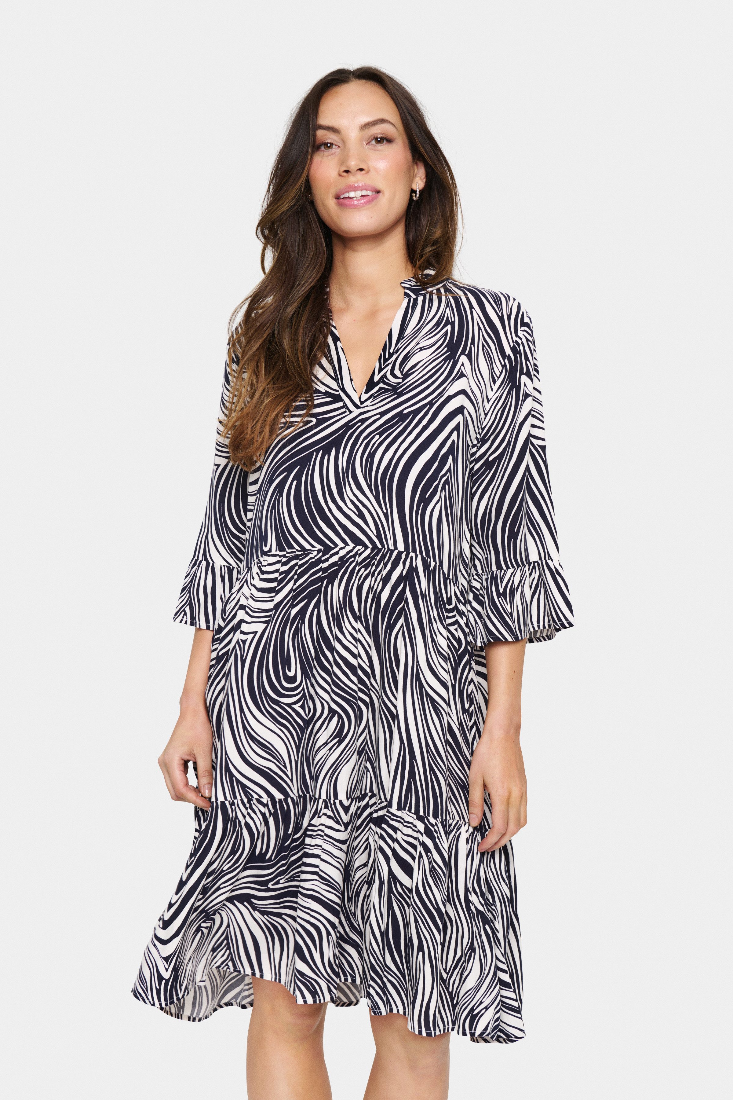 Saint Tropez Blusenkleid EdaSZ Dress Sommerkleid, Tunikakleid mit Volant und 3/4 Ärmel