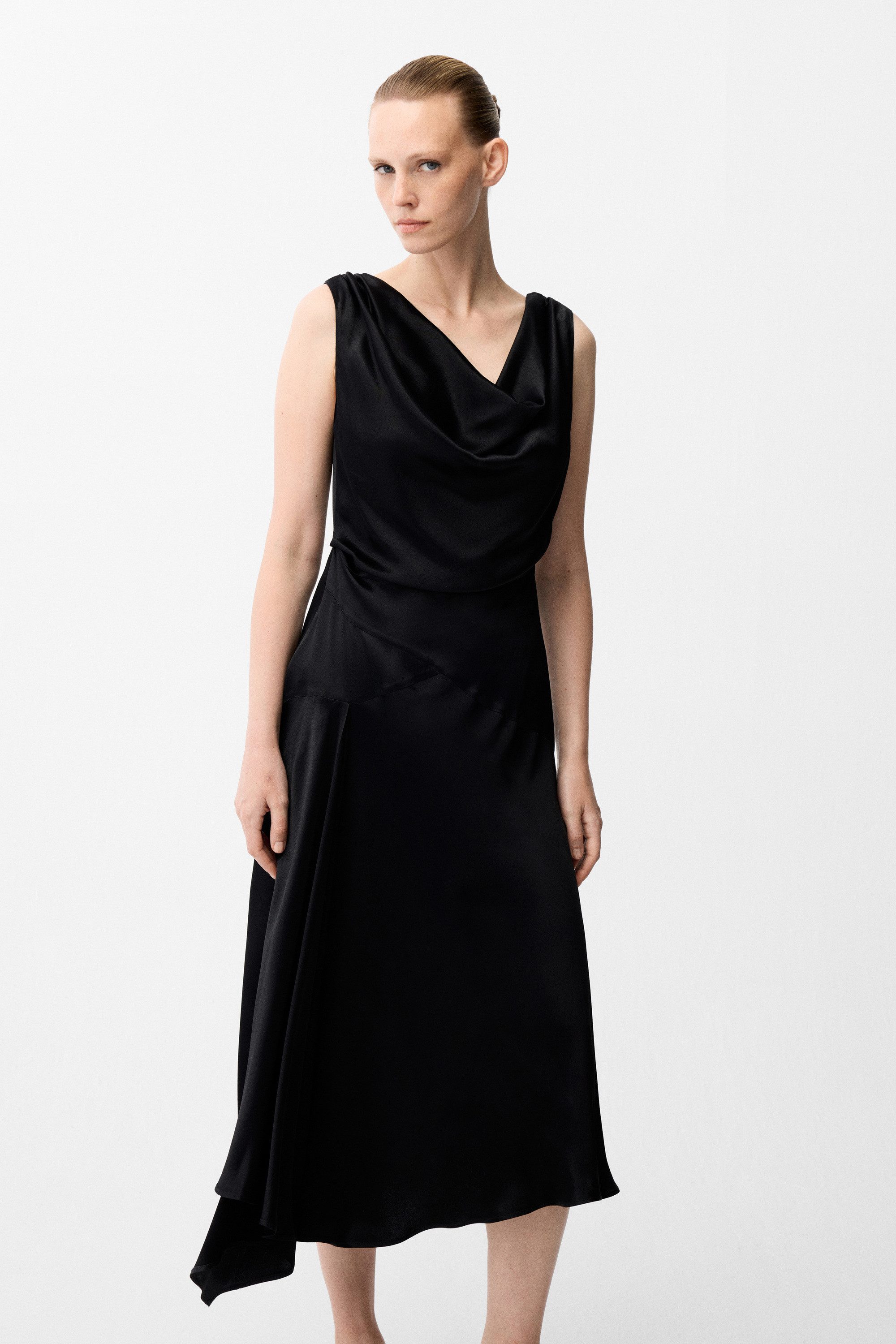 adL Cocktailkleid Ärmelloses Satin-Midikleid mit drapiertem Ausschnitt