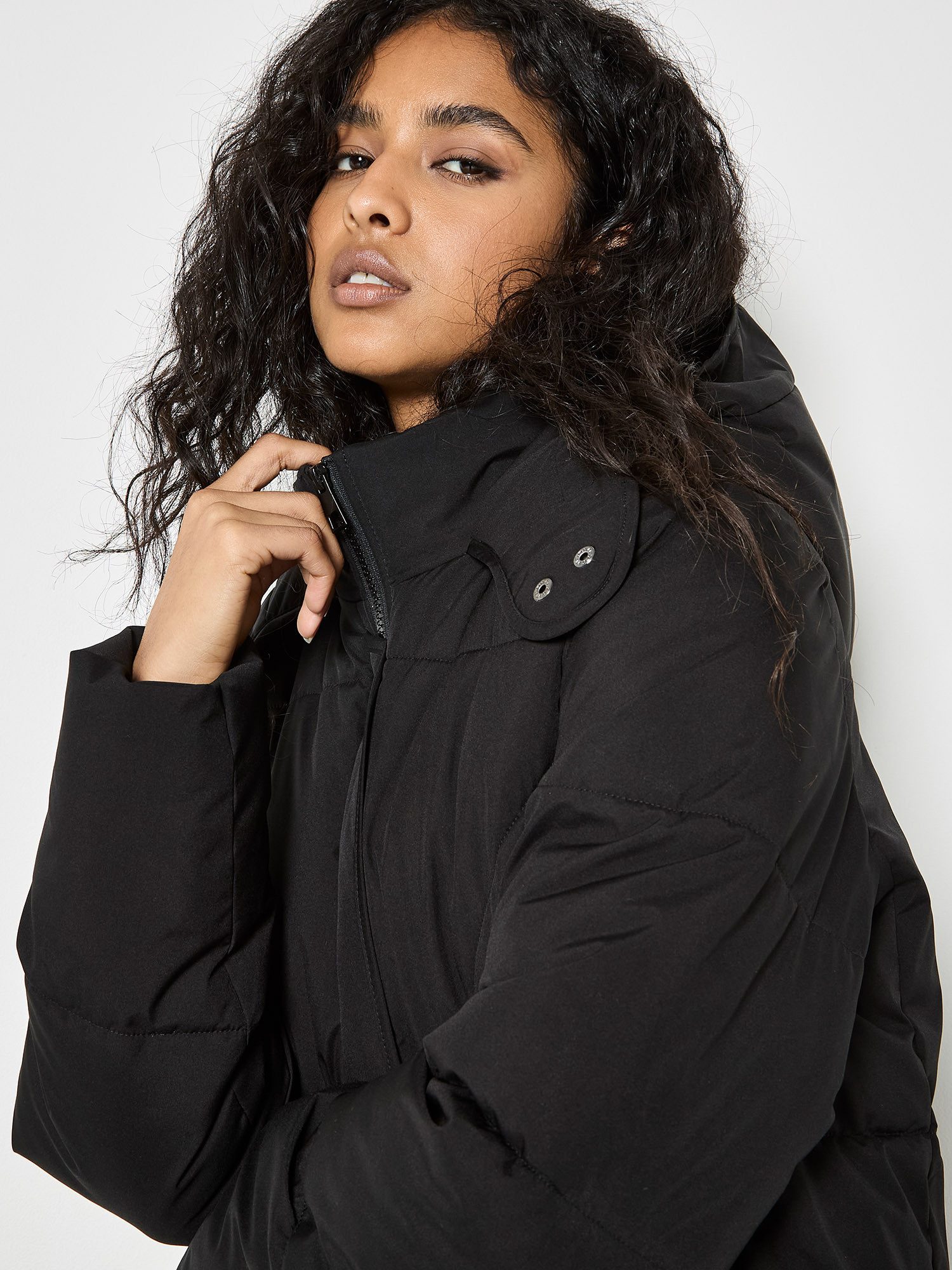Apricot Steppjacke Longjacke mit Steppung und Kapuze
