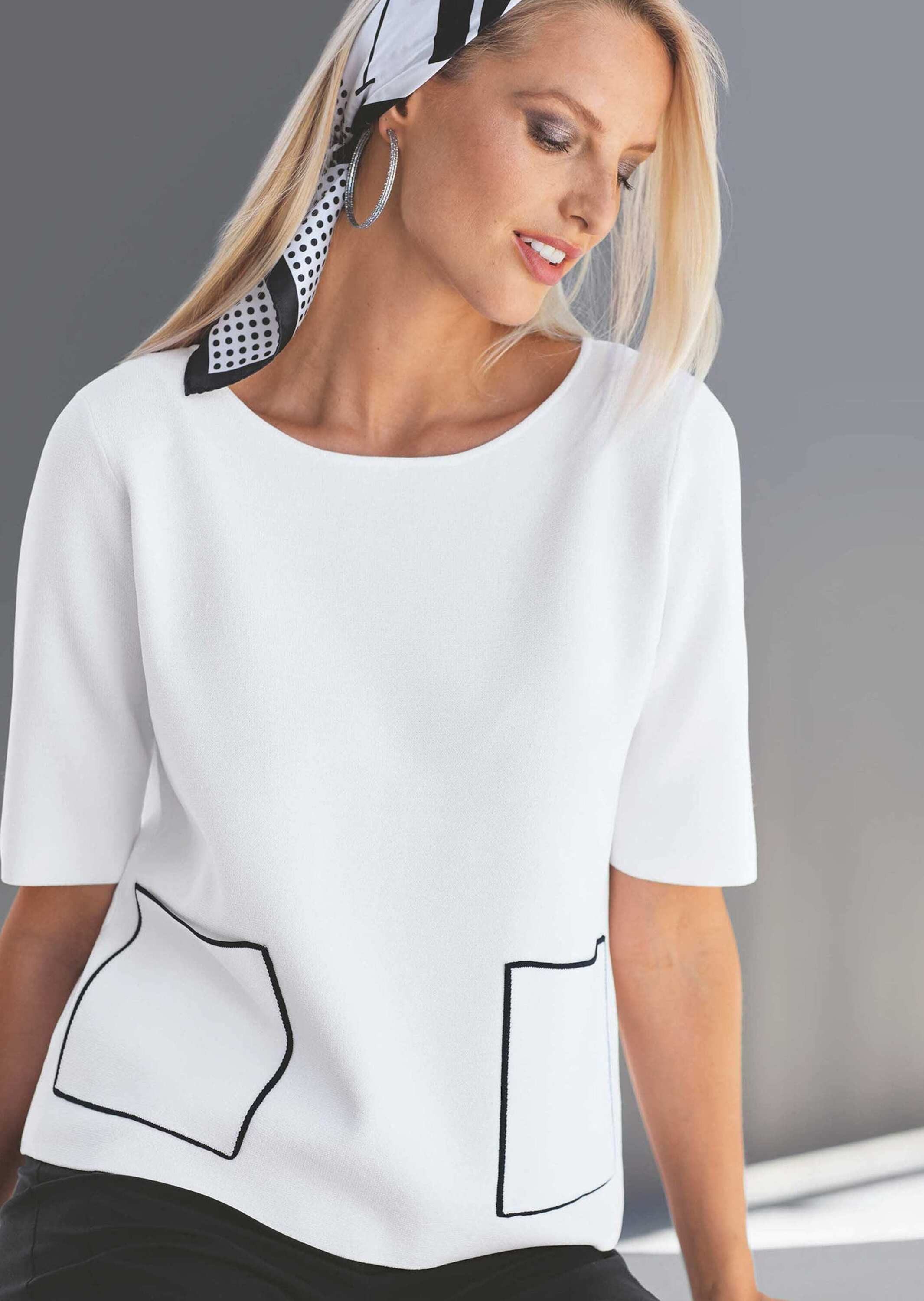 MADELEINE Strickpullover Eleganter Viskosepullover mit Rundhals Businessshirt mit Halbarm, aufgesetzten Taschen und Ziernähten