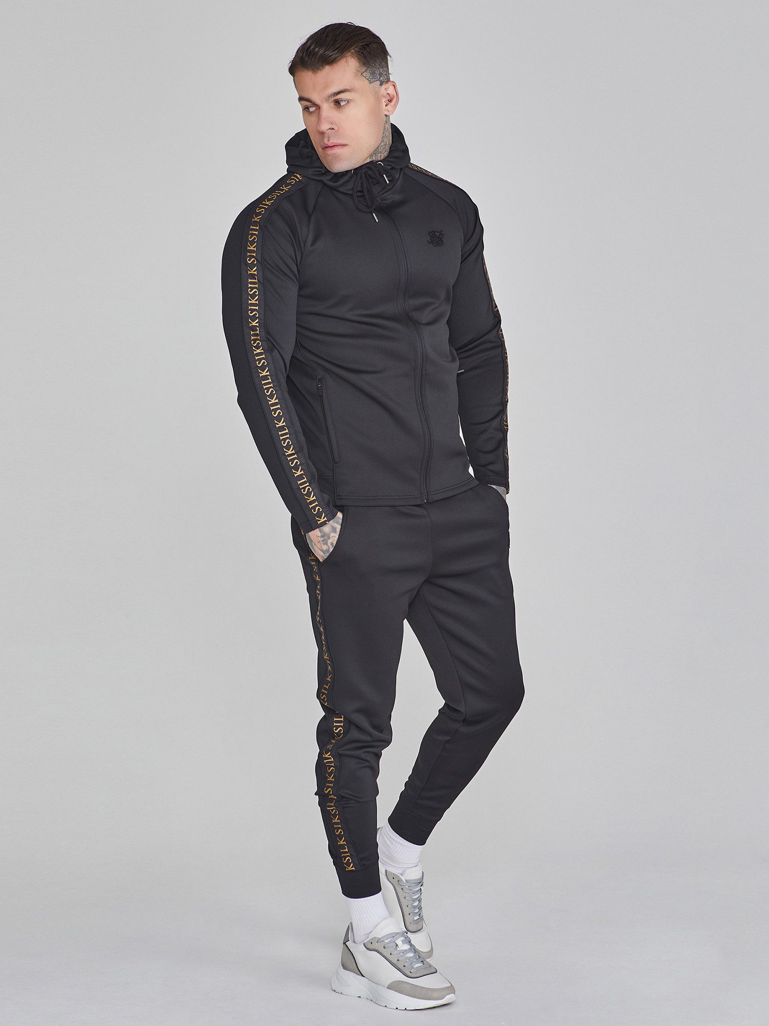 Siksilk Sweatanzug SikSilk Herren Schwarz Gold Kapuzenpullover und Joggingh günstig online kaufen