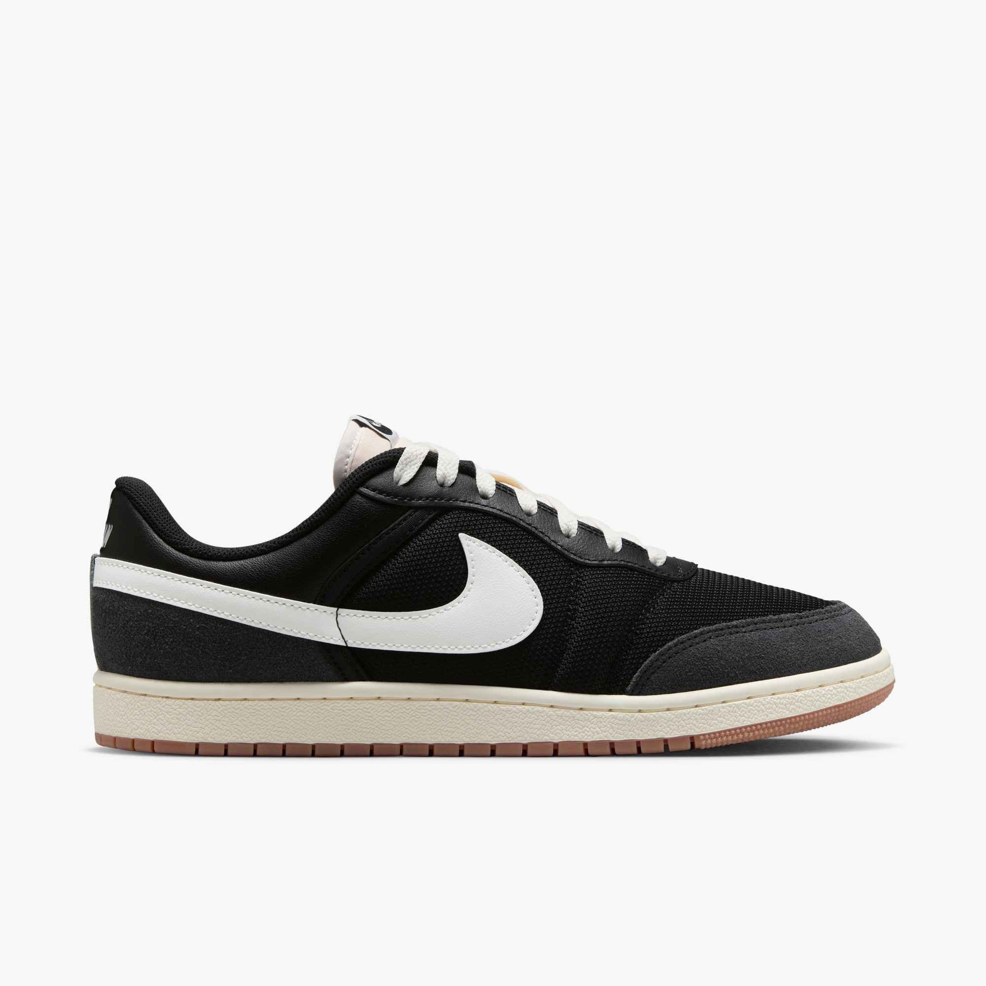 Jordan Air Jordan Skyline Low Sneaker inspiriert vom Look des Air Jordan 1