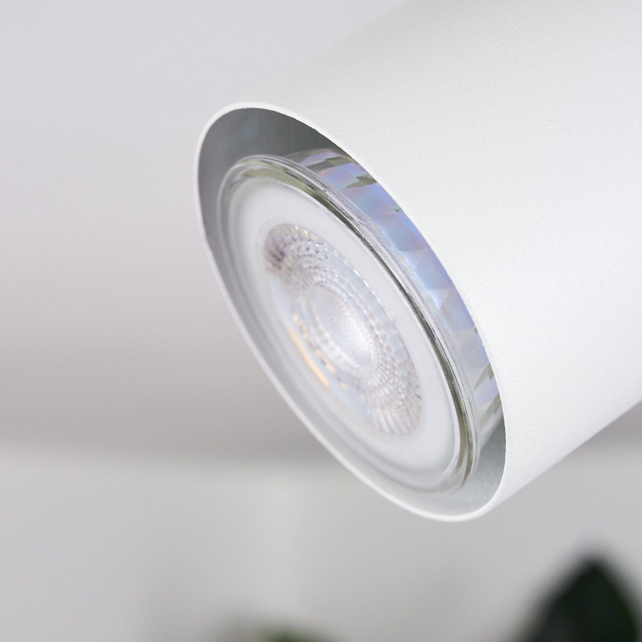Leuchtmittel, ist Deckenleuchte Leuchtenkopf »Godo« dreh-/schwenkbar, Metall GU10 hofstein weiß ohne Zimmerlampe, Holz, Deckenlampe und aus in
