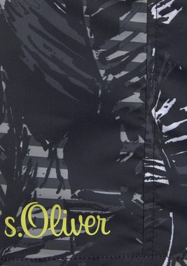 s.Oliver Badeshorts »Blade« mit trendigem Palmenprint