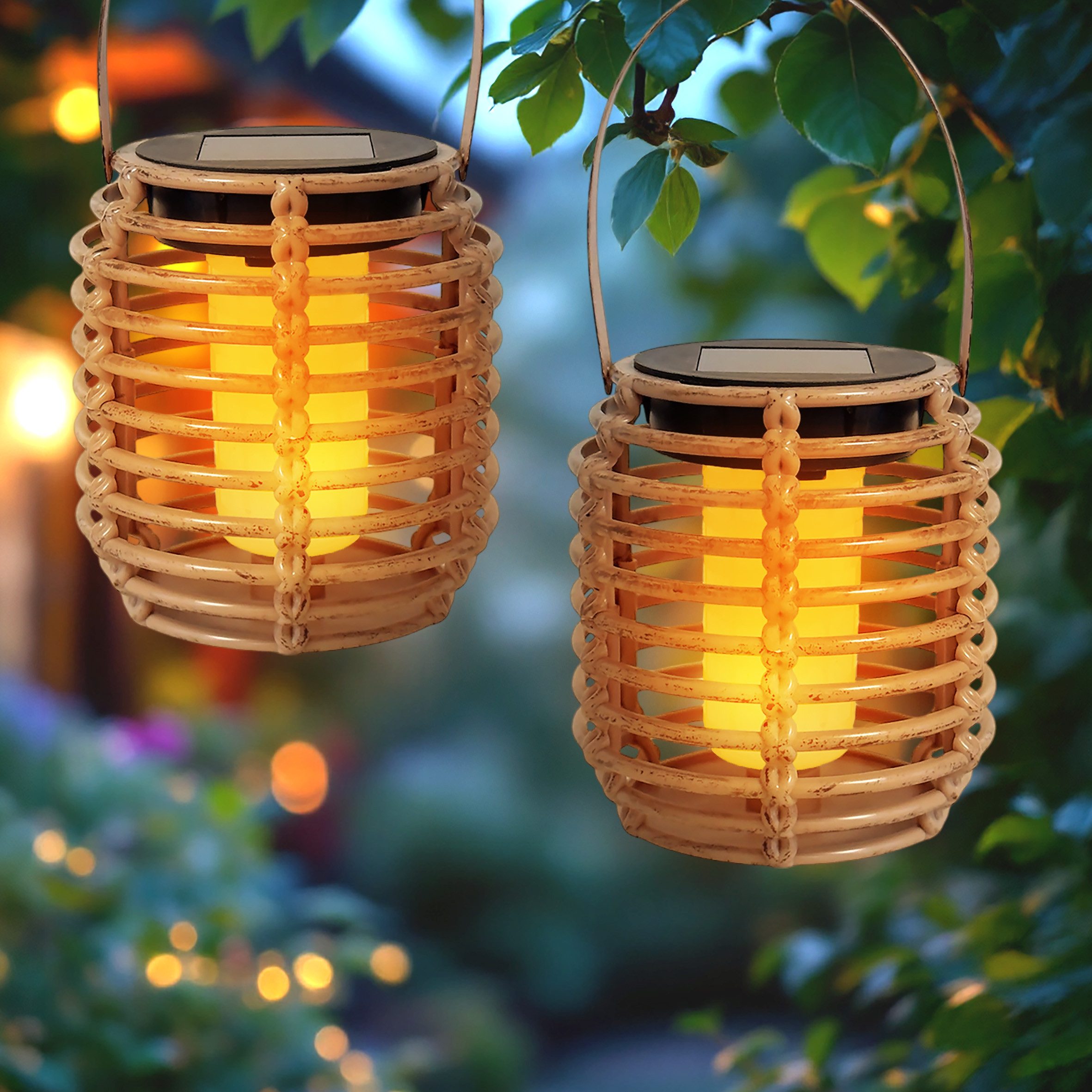 Spetebo LED Windlicht Mini Solar Leuchte in Rattan Optik - 11 x 10 cm - 2er Set, Solar betrieben, LED fest integriert, orange (feuerfarben), zum Hängen oder Stellen