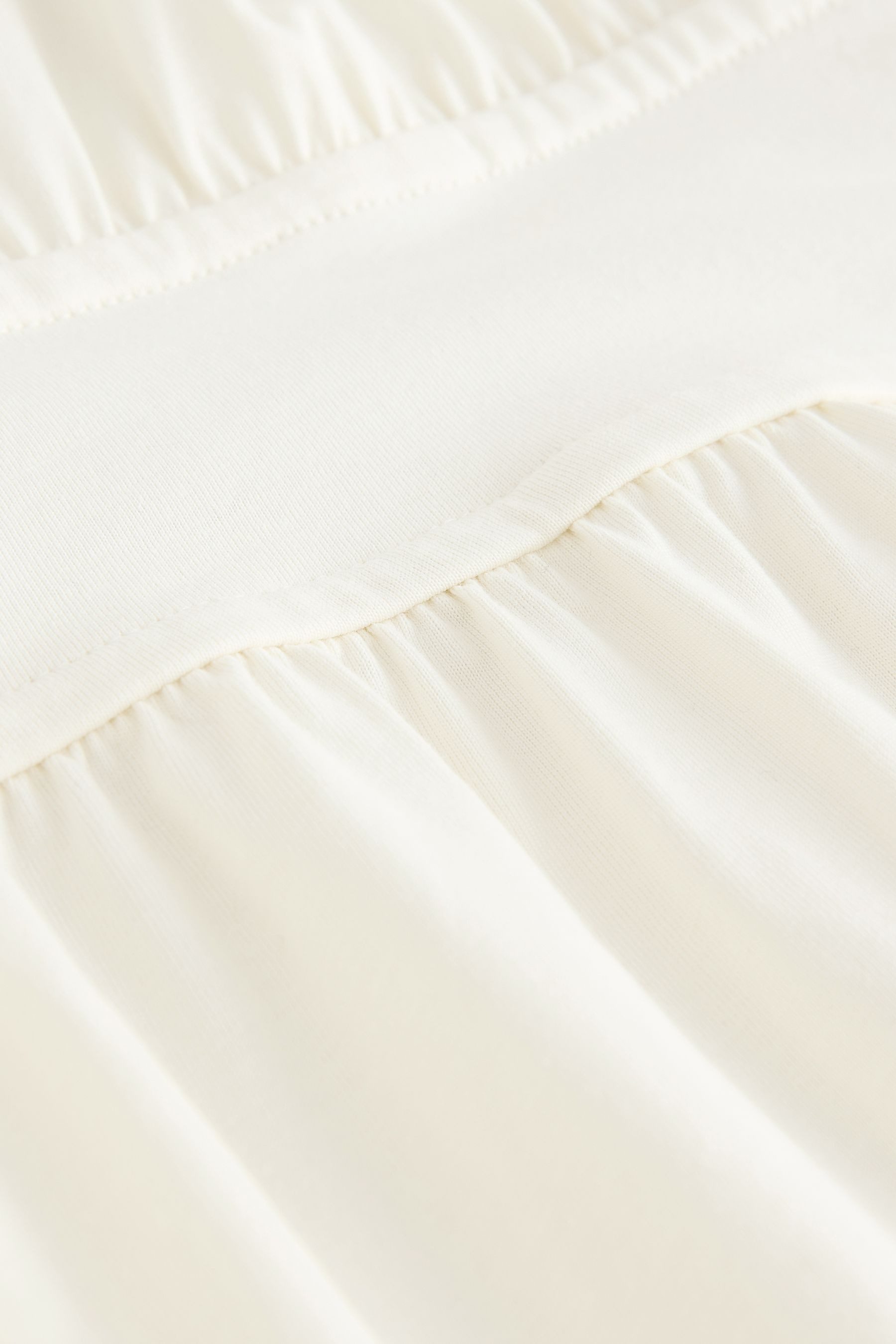 Next Midikleid Sommerliches, tailliertes Jersey-Midikleid (1-tlg)