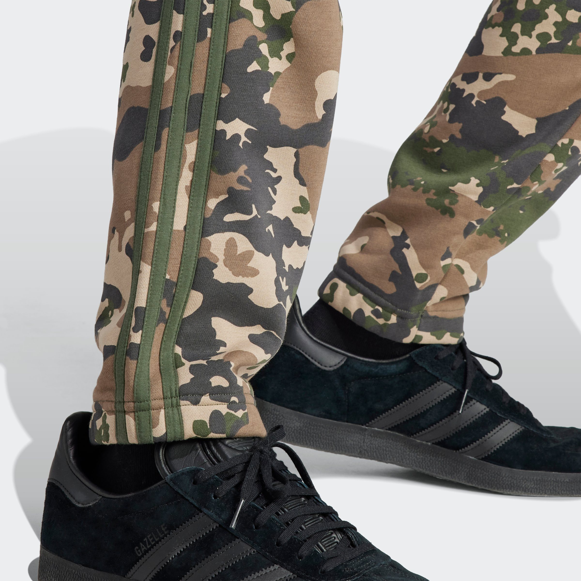 (1-tlg) CAMO GRAPHICS adidas Originals Sporthose SHAGRN