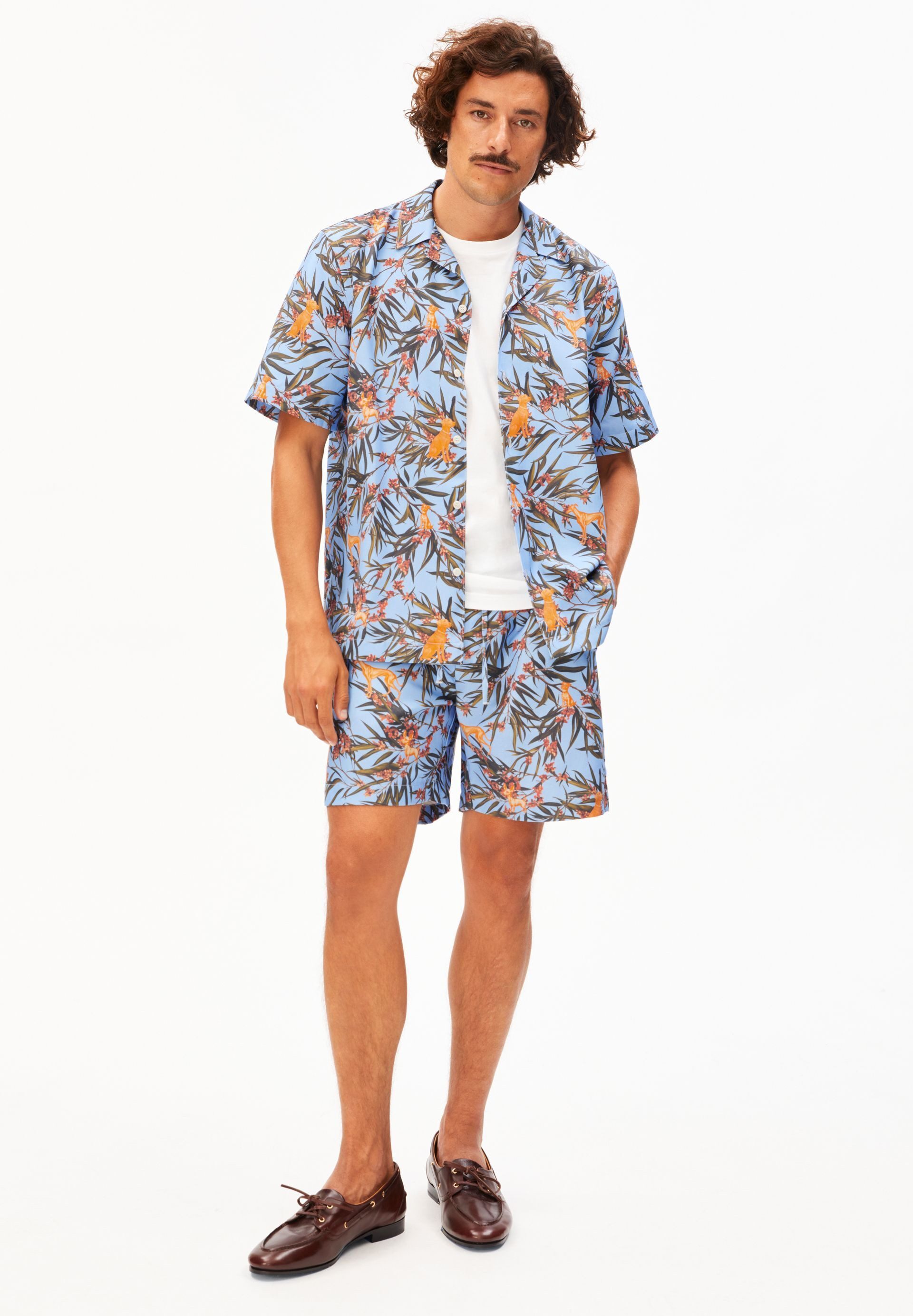 Armedangels Shorts DOG Shorts aus aus Baumwoll-Lyocell-Mix (Regular Fit)