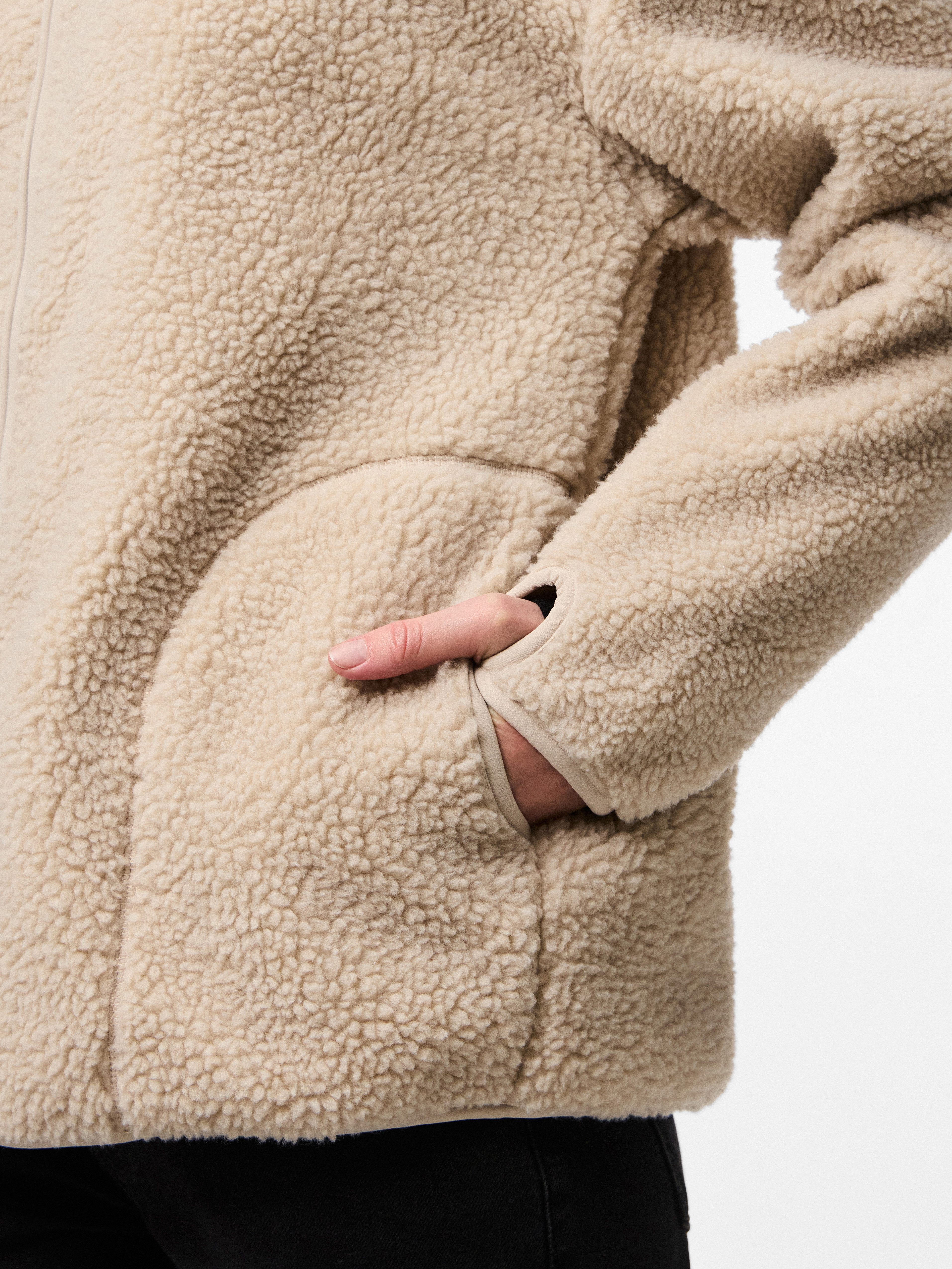 pieces Plüschjacke PCSADIA LS TEDDY JACKET NOOS BC Kunstfaser