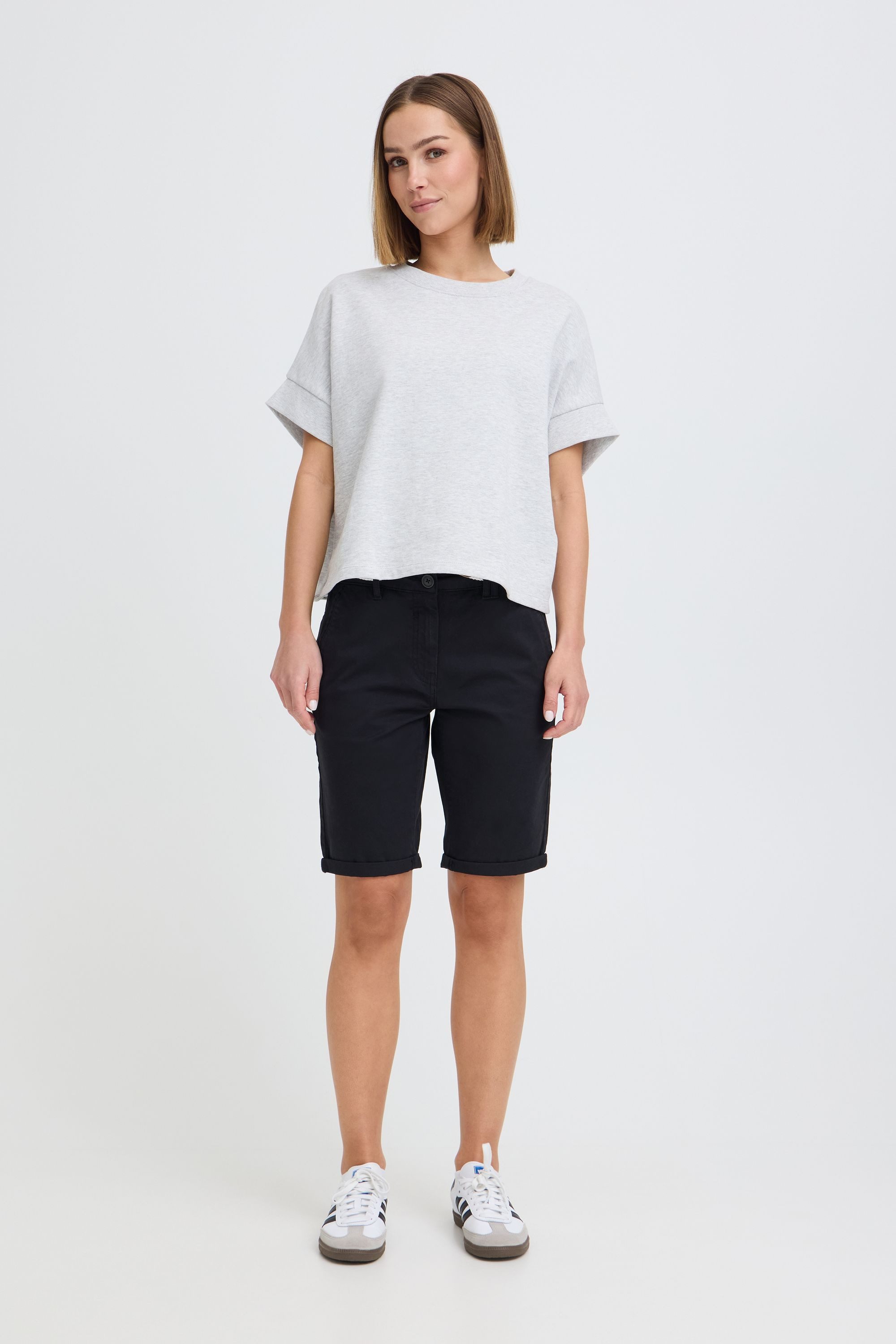 OXMO Bermudas OXChakira Bermuda Shorts inkl. Gürtel