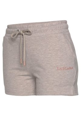 LASCANA Sweatshorts mit Logostickerei, Loungeanzug