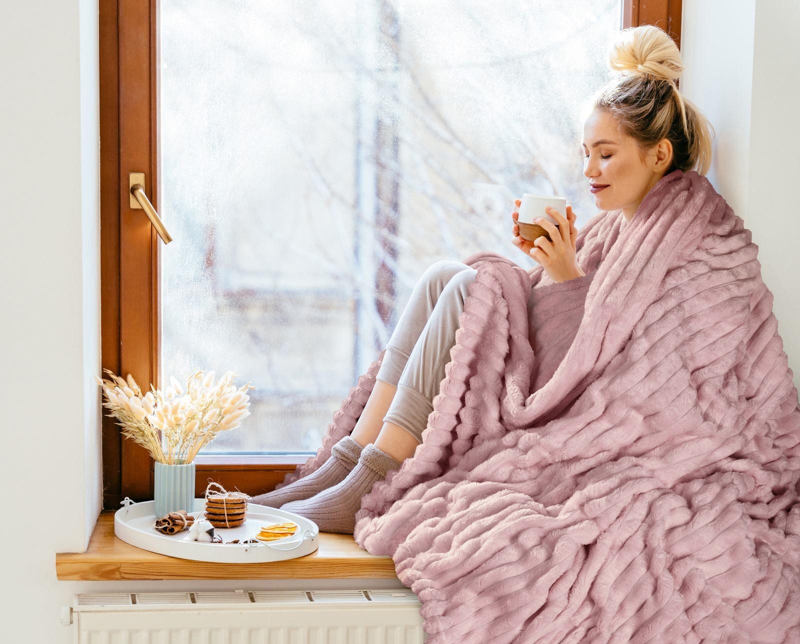 Wohndecke SOFT, Design91, Streifen Steppung Gestreifte Decke Gesteppte Sofadecke