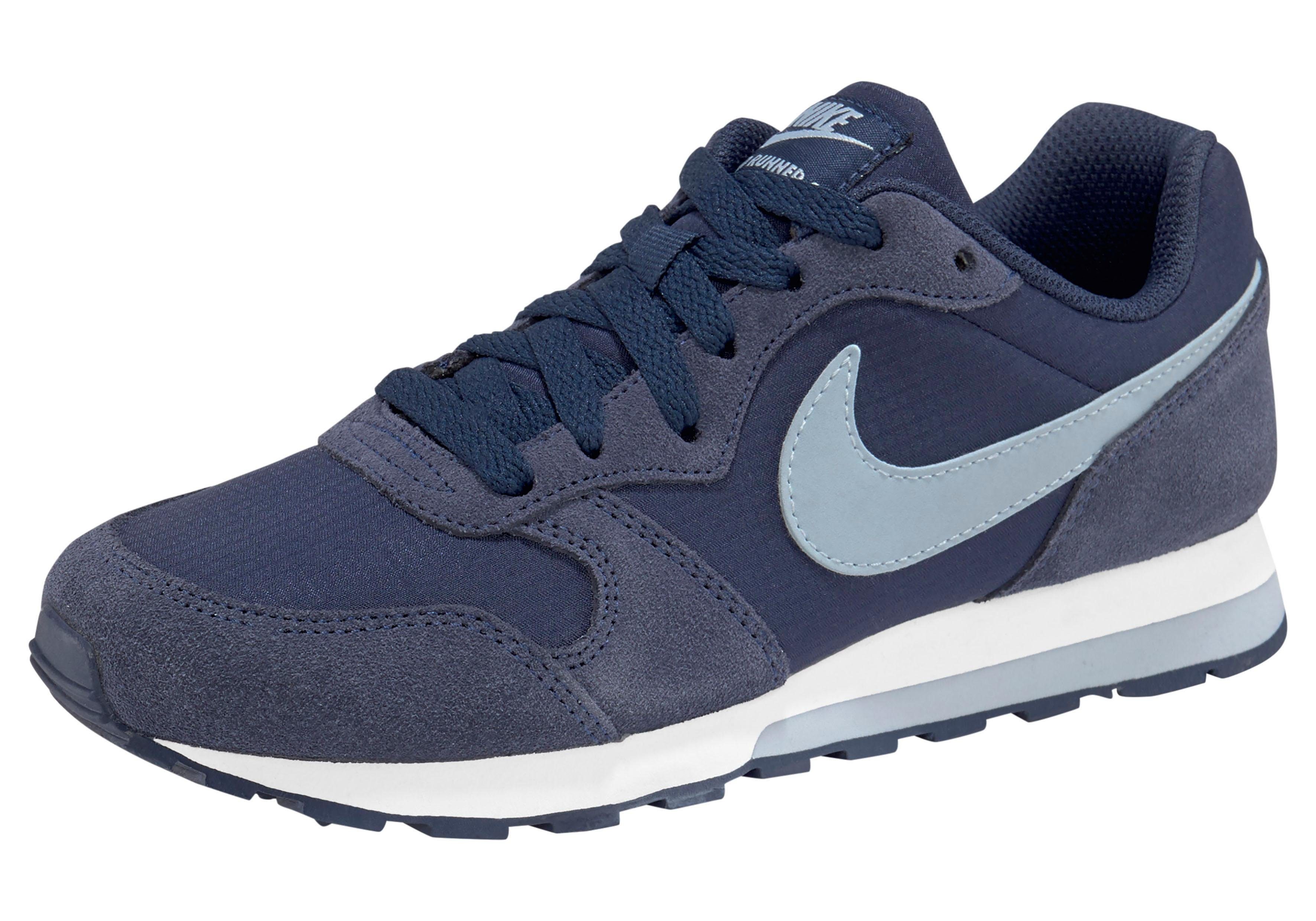 nike sportswear runner 2