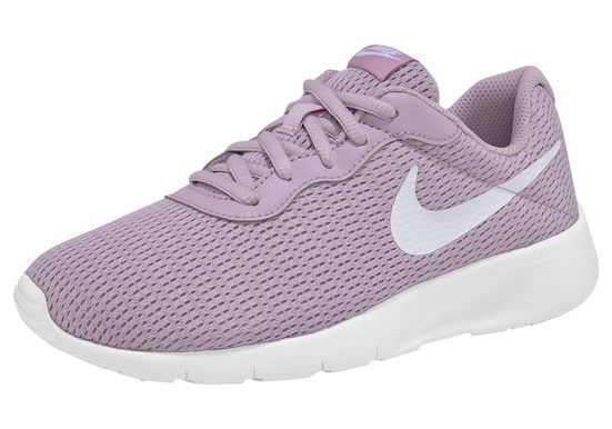 tanjun lightweight sneaker