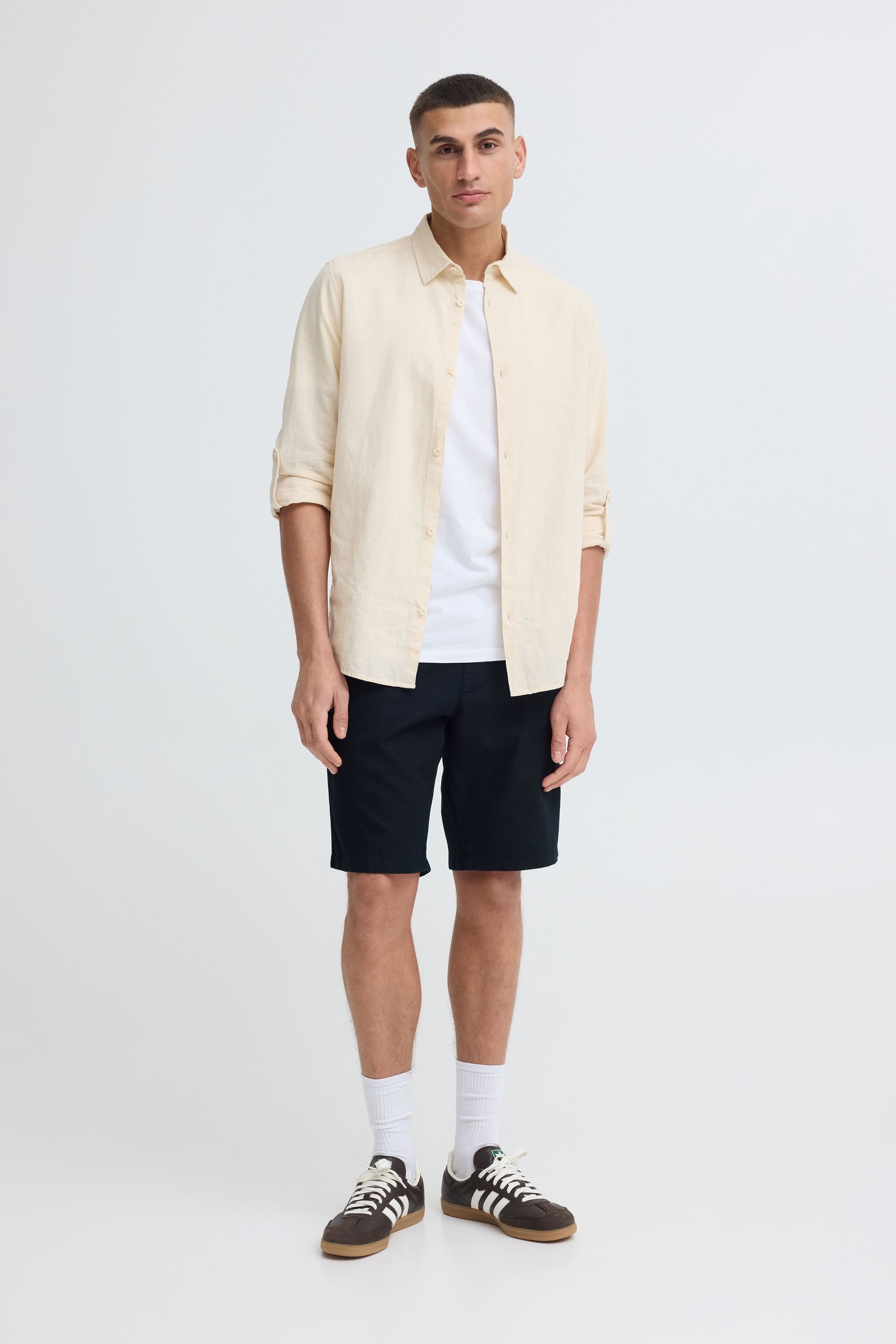Indicode Chinoshorts IDZarwyn Schöne Chinoshorts mit elastischem Bund und Kordel