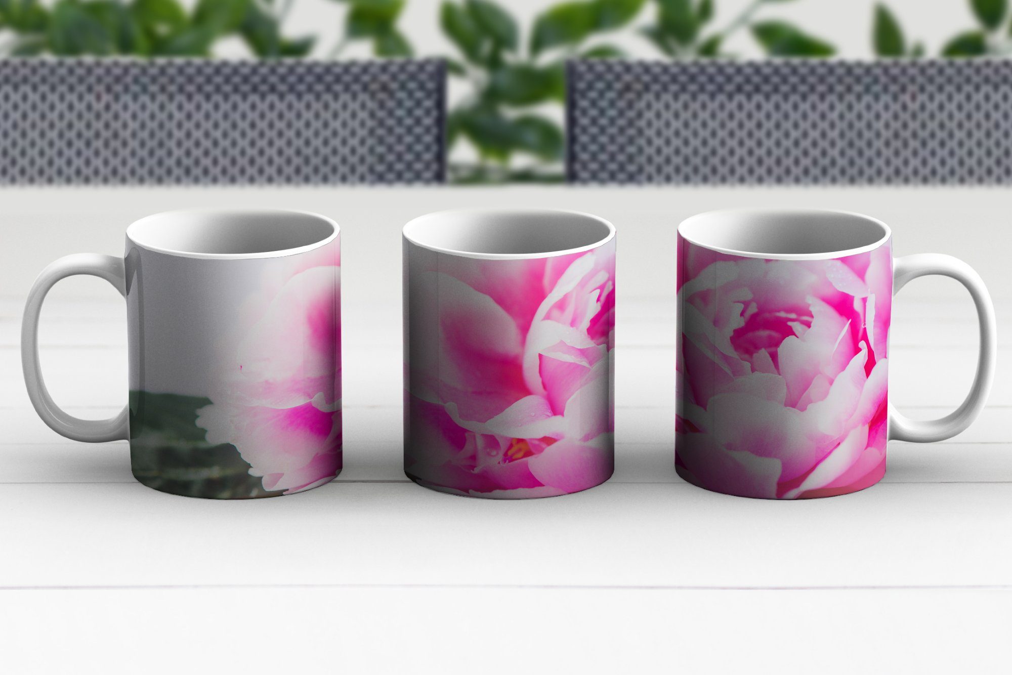 Tasse rosa Teetasse, Nahaufnahme Kaffeetassen, Teetasse, Becher, einer mit MuchoWow Blättern, Geschenk Keramik, Pfingstrose