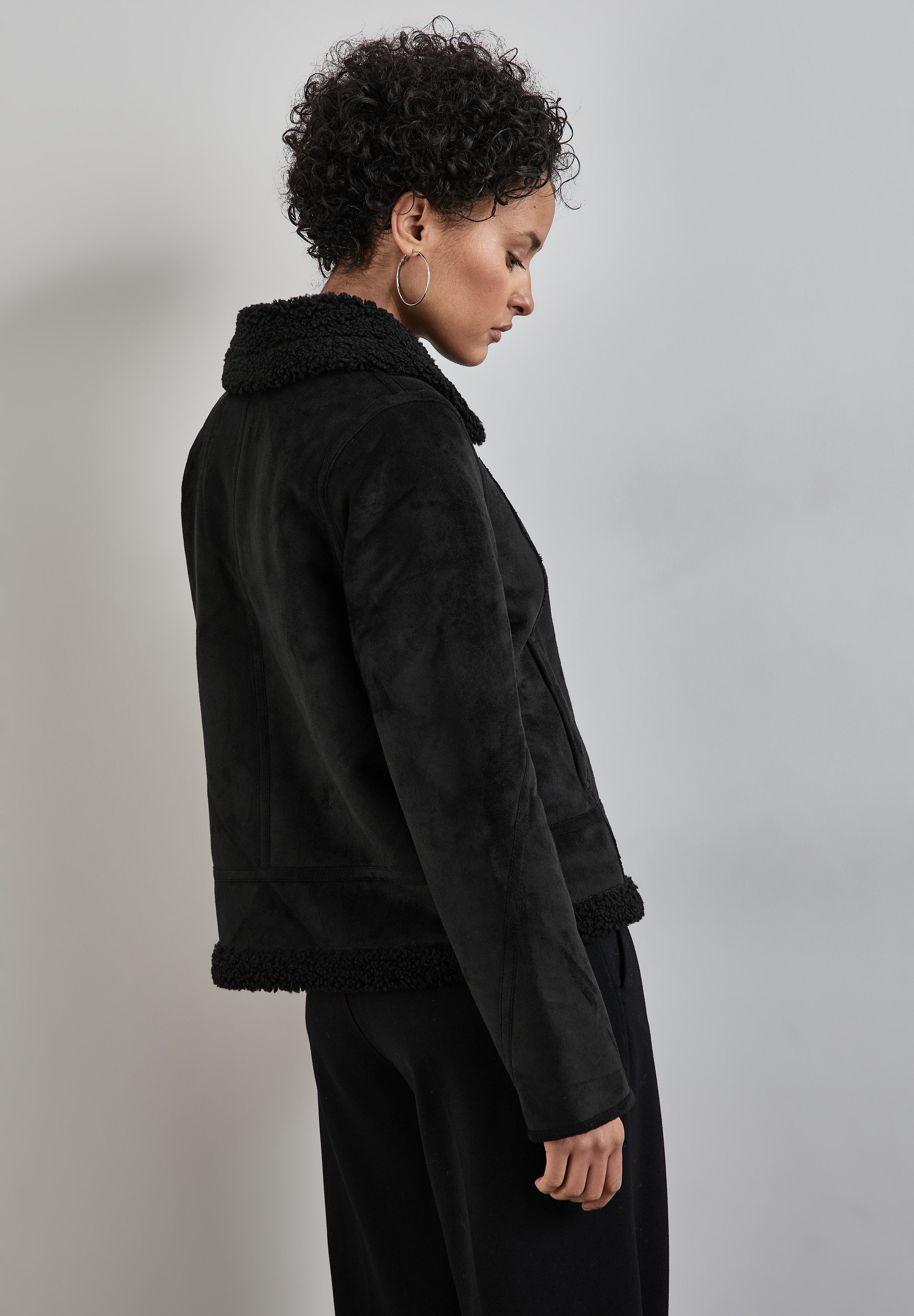 STREET ONE Fellimitatjacke mit dekorativen Nähten günstig online kaufen