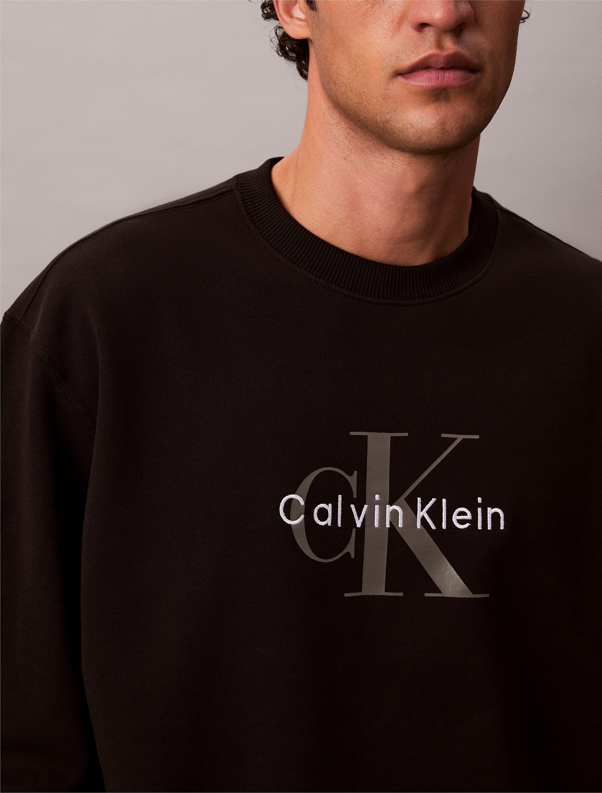 Calvin Klein Jeans Sweatshirt LS EU 350TERRY MONOLOGO CN SWTSH Rundhalsausschnitt, regular fit