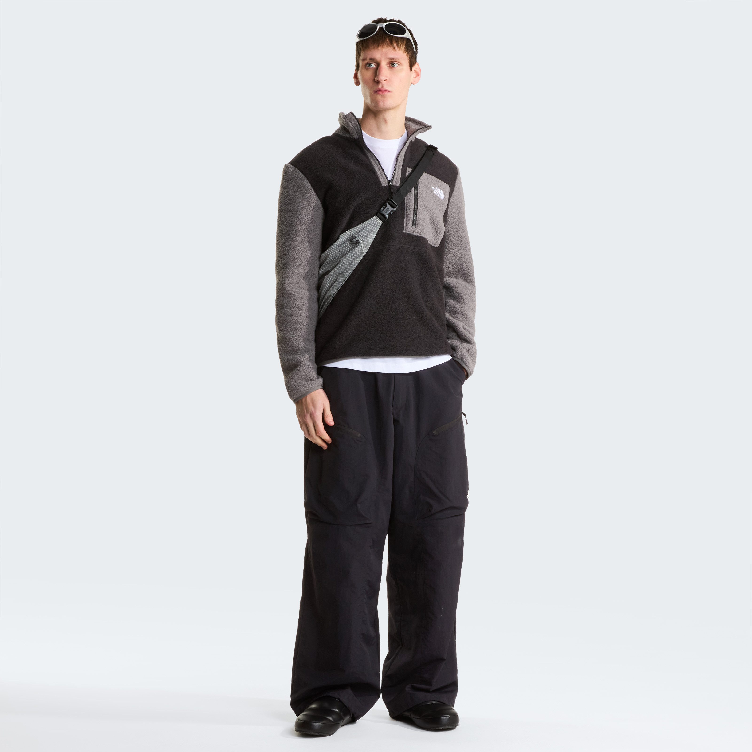 The North Face Strickfleece-Pullover M YUMIORI 1/4 ZIP aus Strickfleece, mit Stehkragen, mit Brusttasche, pflegeleicht