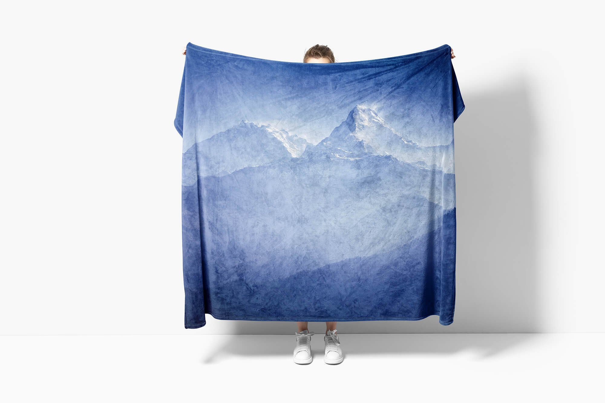 mit (1-St), Strandhandtuch Saunatuch Handtuch Handtücher Art Handtuch Berggipfel Fotomotiv Himalaya Sinus Schnee, Kuscheldecke Baumwolle-Polyester-Mix