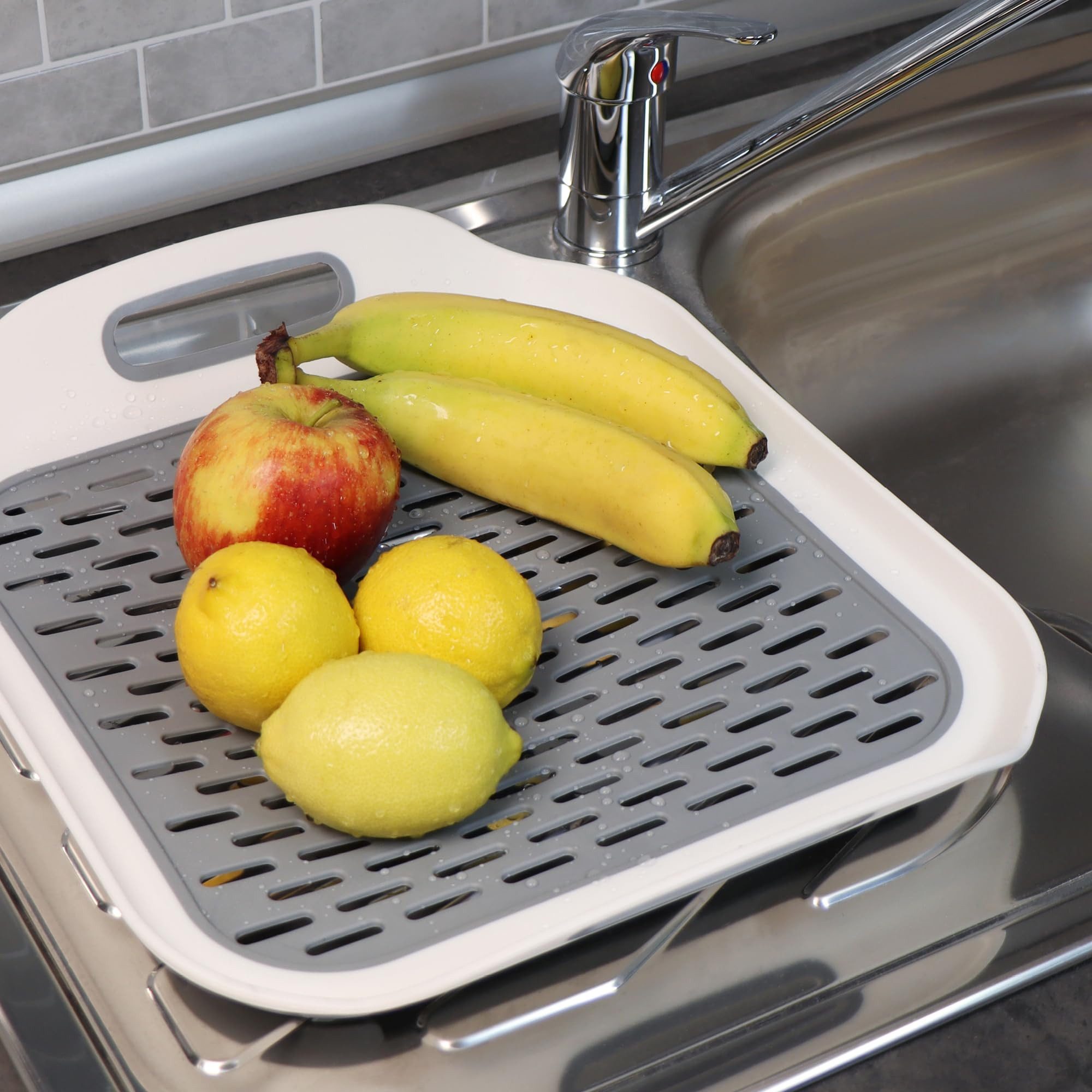 com-four Abtropfmatte Spülbeckeneinlage mit Griffen - Einlage für die Spüle, Spülbeckenmatte eckig - Abtropfeinlage - Einlage für Spülbecken – Bild 4 von 5