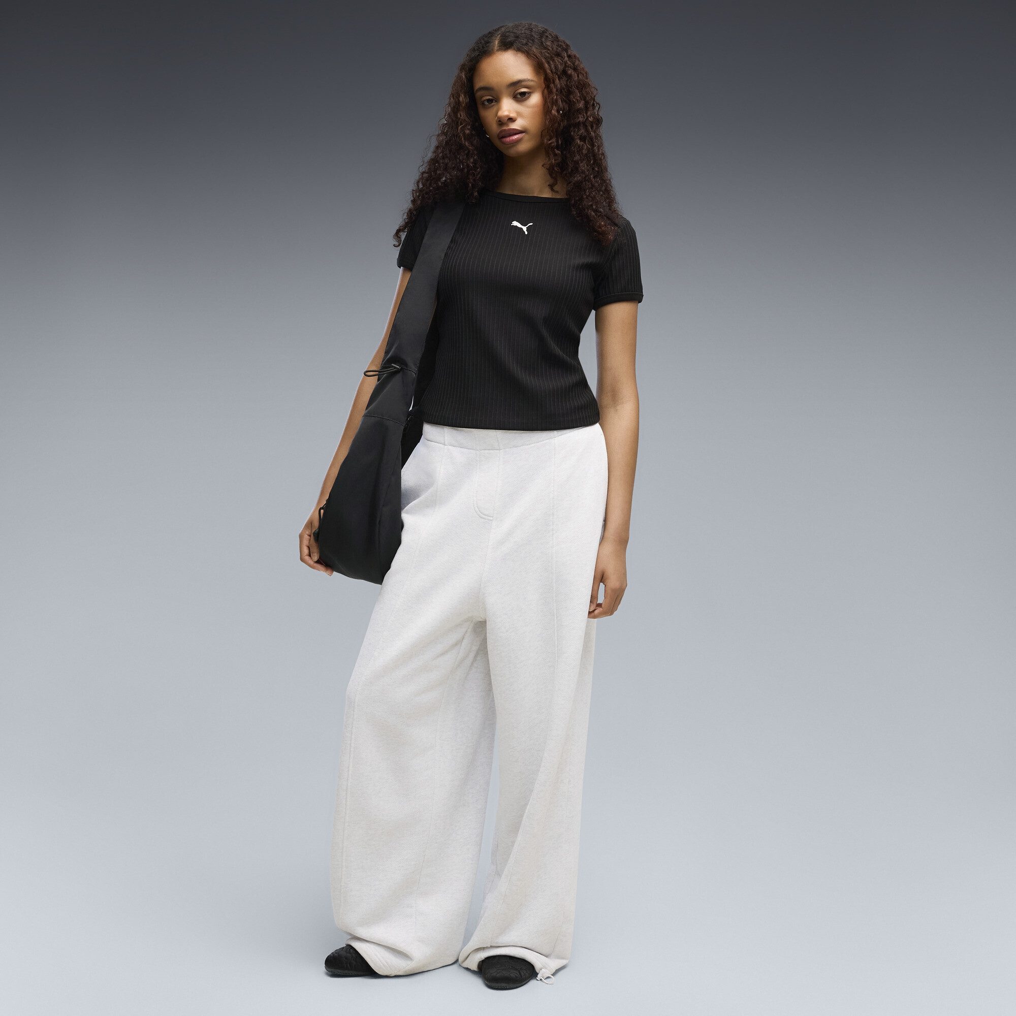 PUMA Sporthose Essentials Slouchy Pintuck Oversized Hose Damen