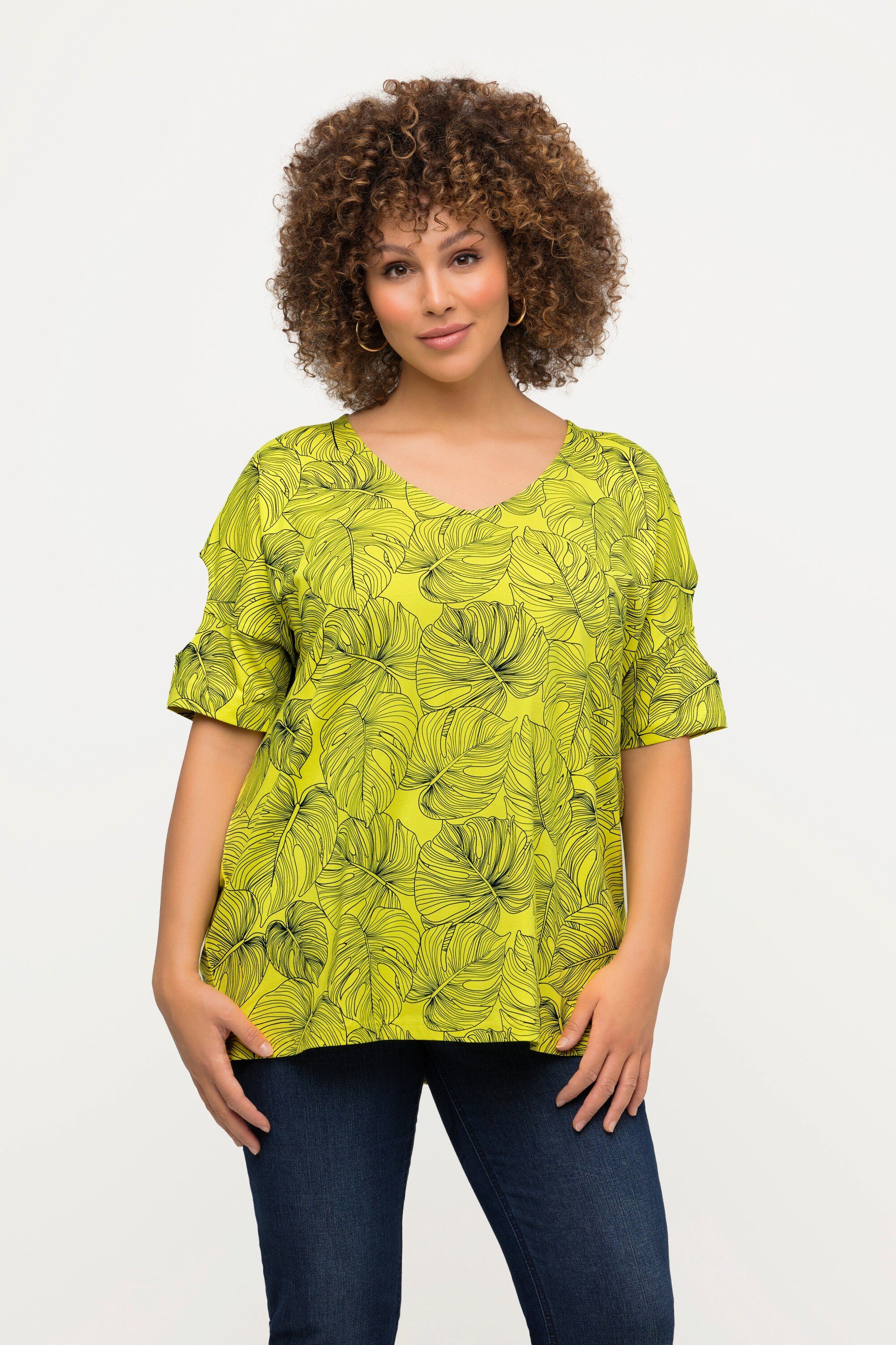 Ulla Popken Rundhalsshirt T-Shirt Palmen Oversized V-Ausschnitt Halbarm gelbgrün