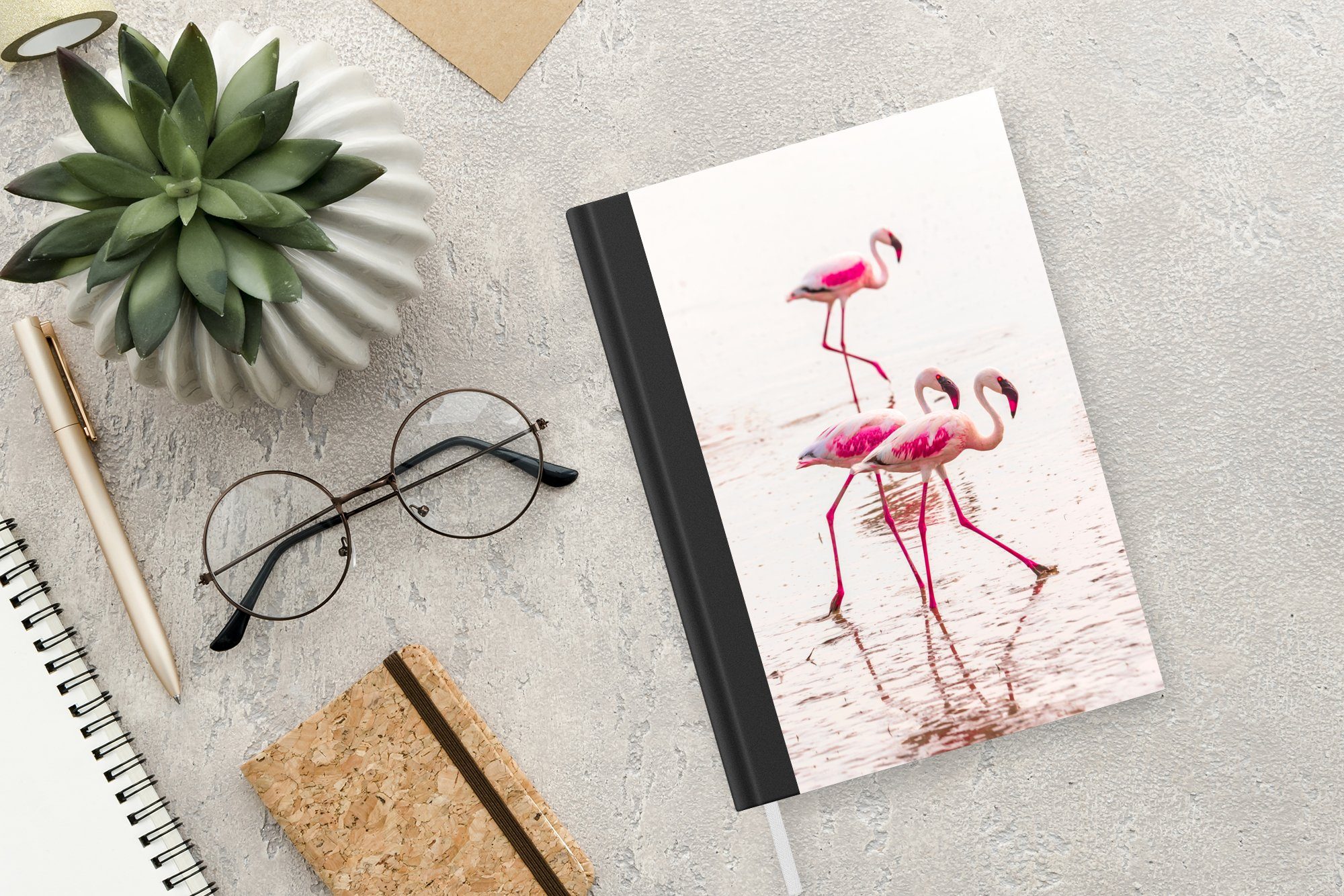 MuchoWow Notizbuch Rosa Merkzettel, Flamingos Notizheft, Wasser 98 A5, im Haushaltsbuch vor Seiten, Tagebuch, Kenia, Journal