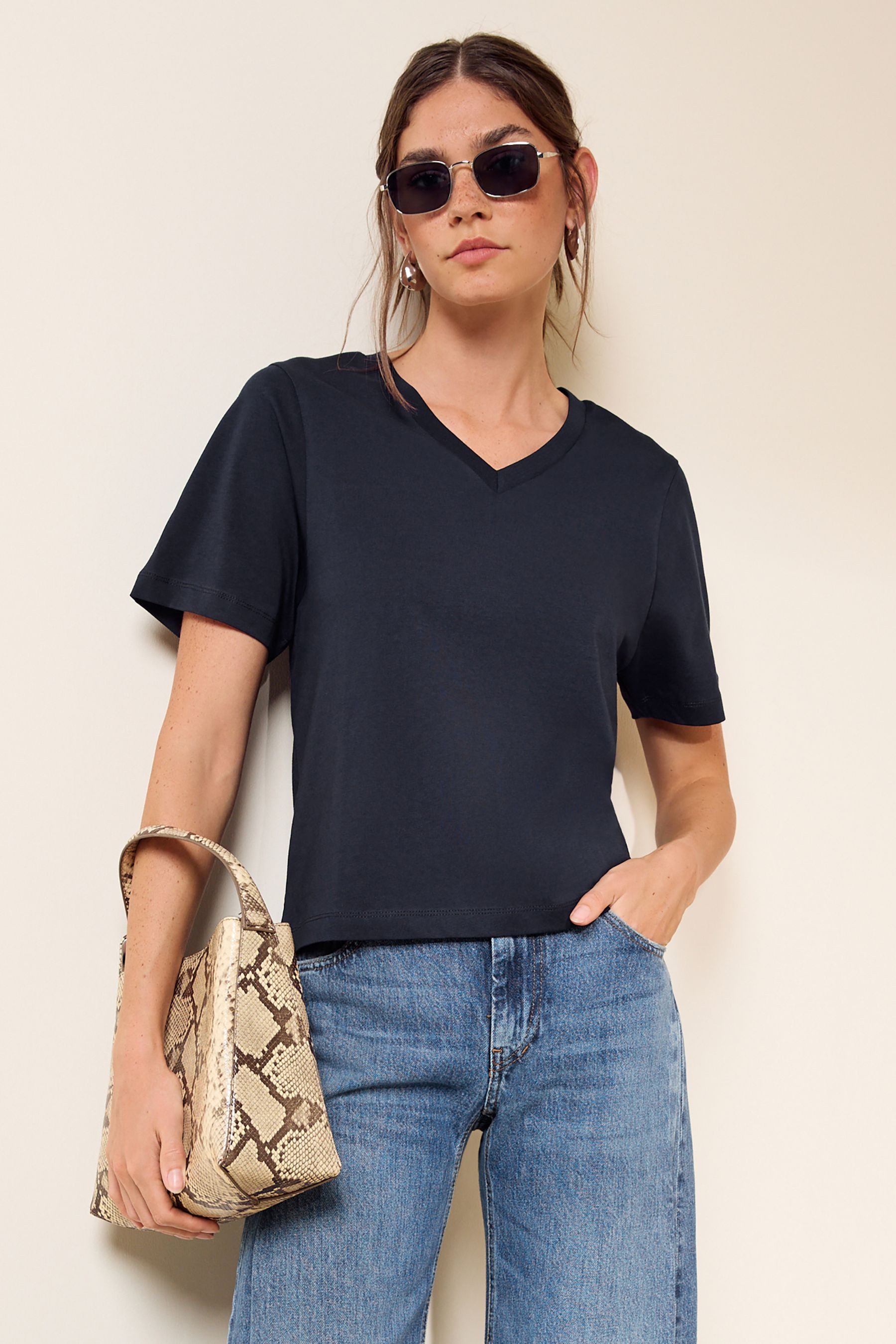 V-Shirt Friends Like These T-Shirt mit V-Ausschnitt