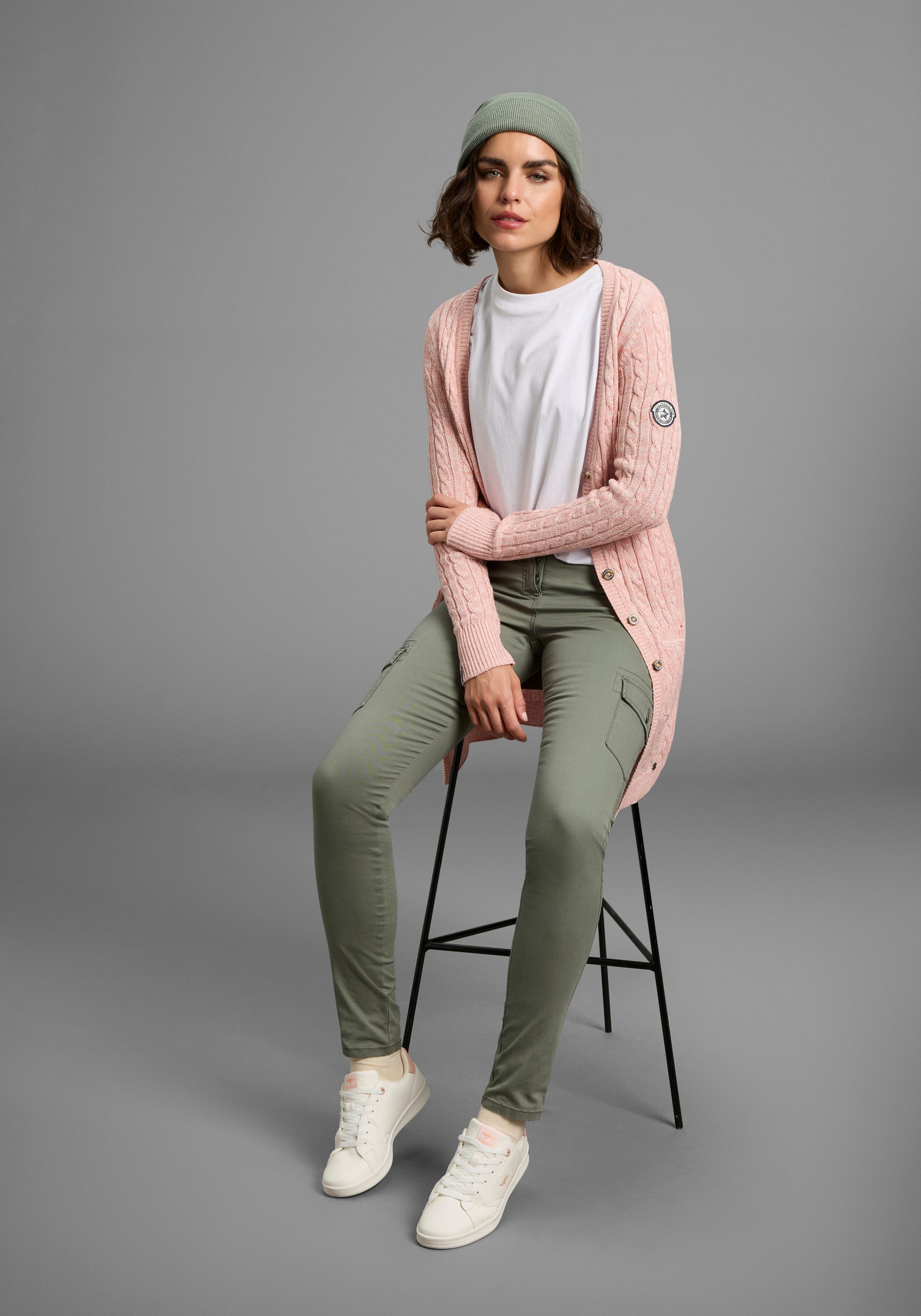 Zum Outfit 6