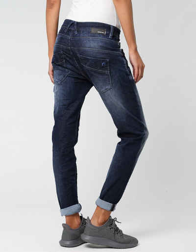 GANG Slim-fit-Jeans »New Georgina« mit charakteristischen Abnähern quer über den Oberschenkel