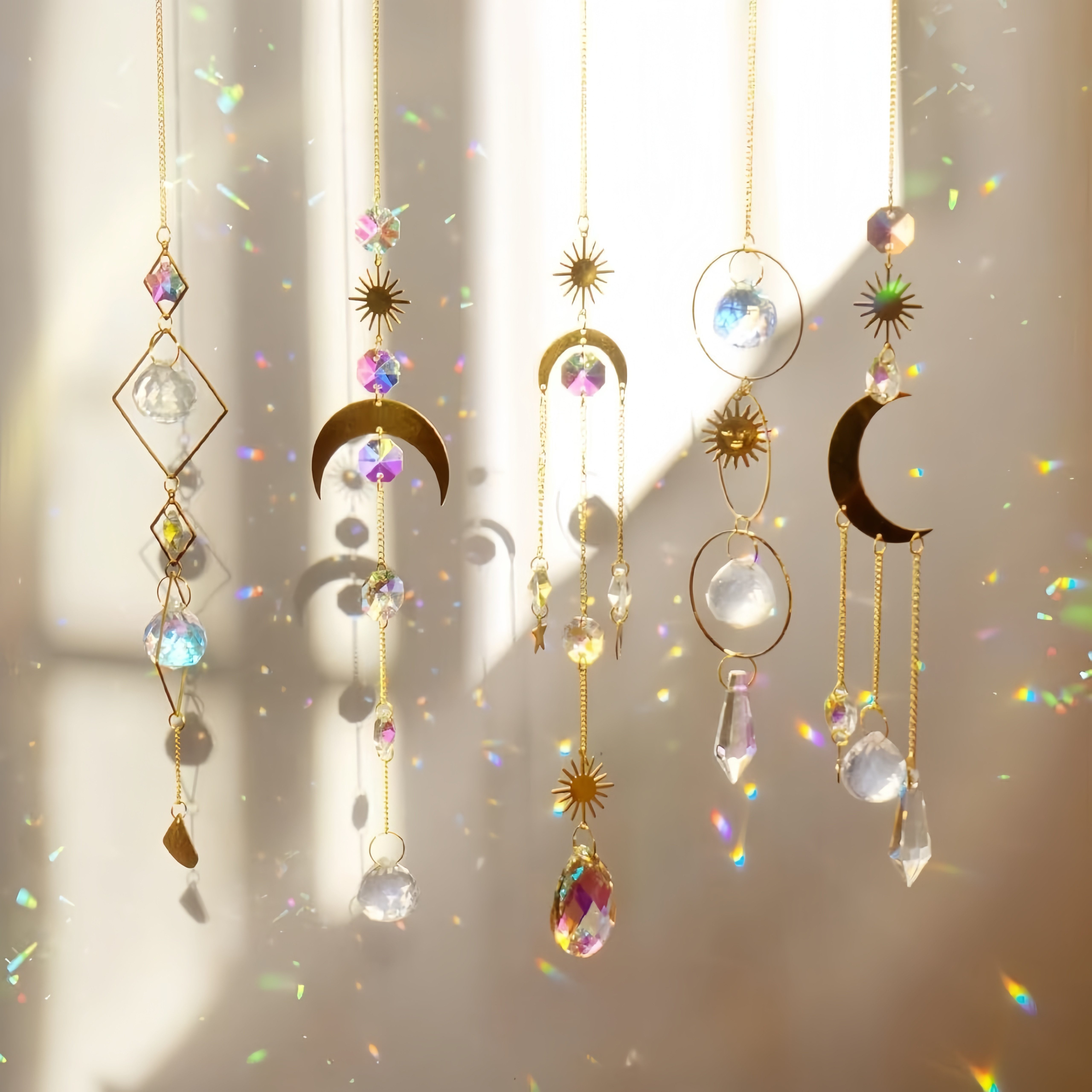 FOUORTUNATE-BEE Windspiel 5er Set Kristall Sonnenfänger mit Regenbogen-Effekt für Fenster (5 St), Kristall Windspiel Anhänger für Garten, Hochzeit und Weihnachten