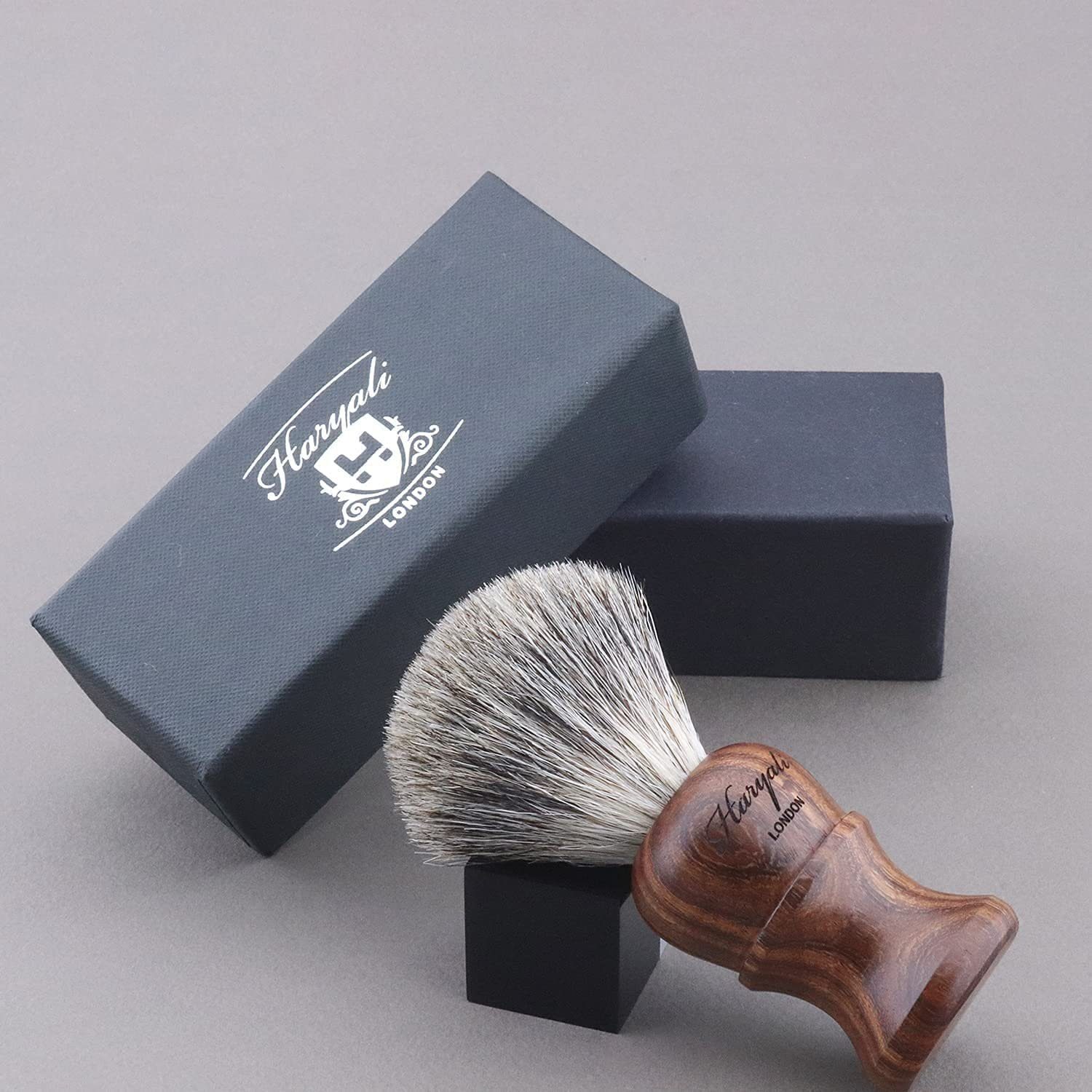 Haryali London Rasierpinsel Haryali London Rasierpinsel mit Holzgriff und Kunsthaar