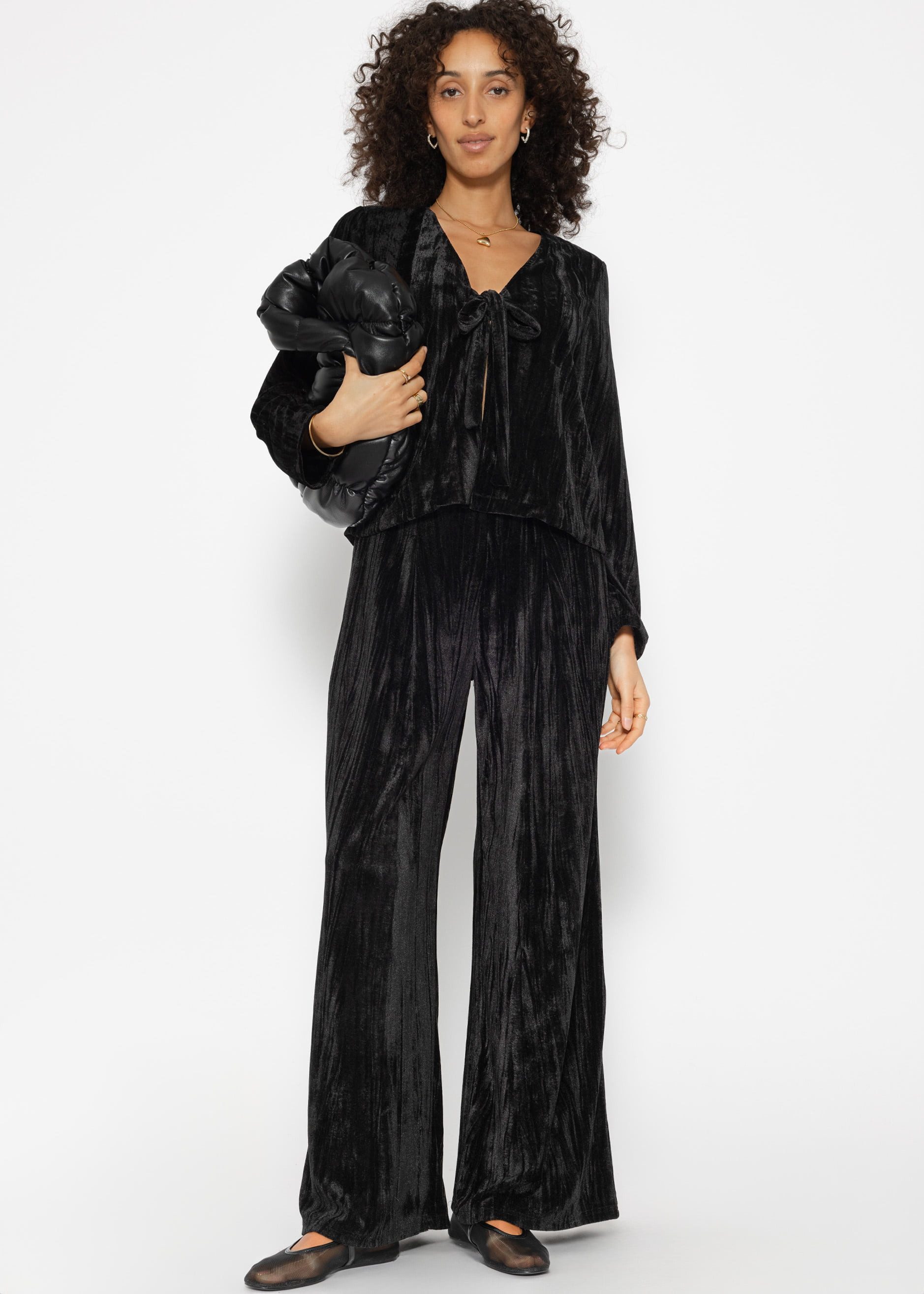 SASSYCLASSY Stoffhose Elegante Weit geschnittene Hose aus Samt Damen Fließende Samthose im Wide-Leg-Stil