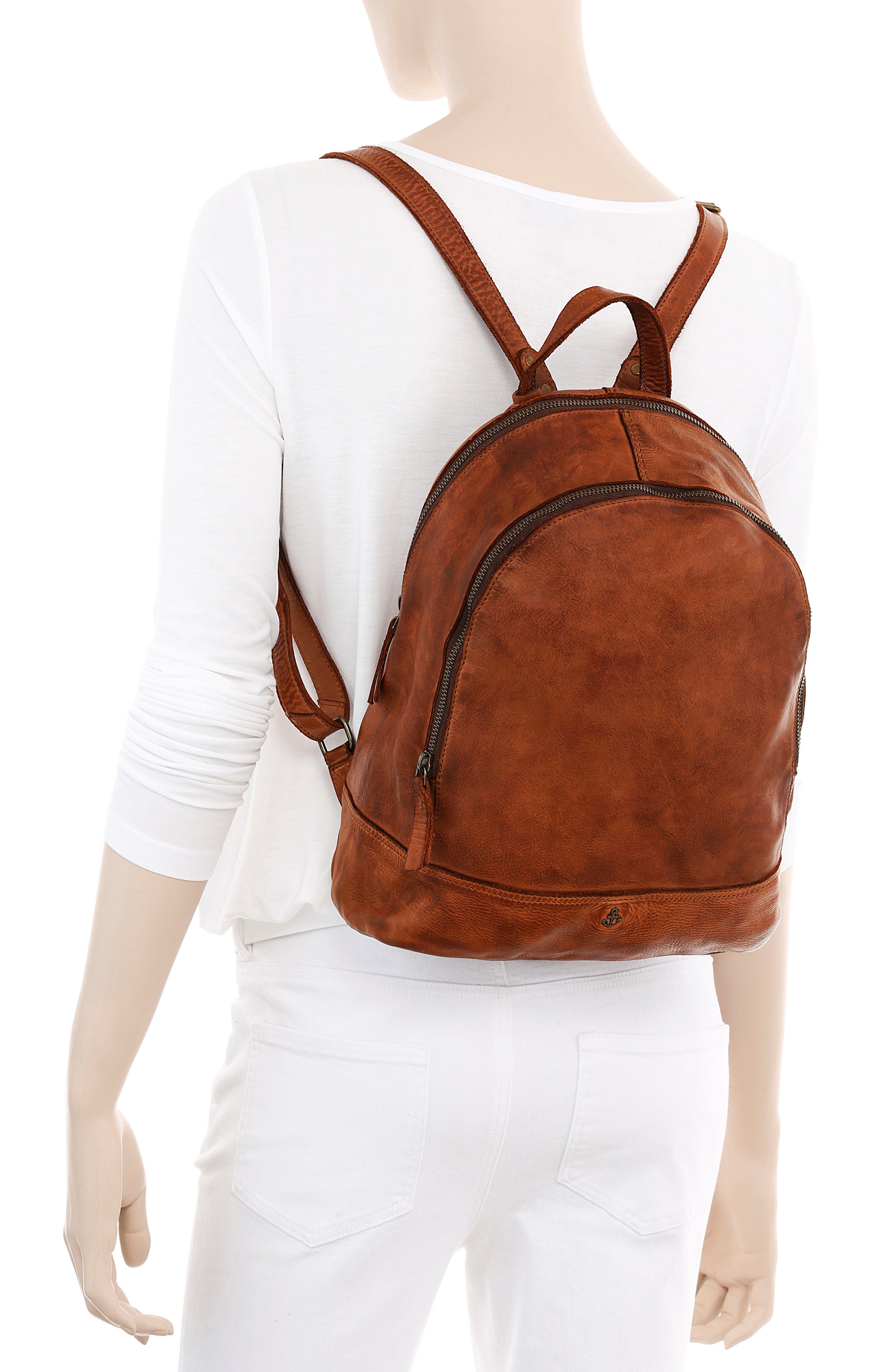 Cityrucksack typischen mit HARBOUR aus Meghan, cognac und Leder 2nd charming Schmuckanhänger Marken-Anker-Label