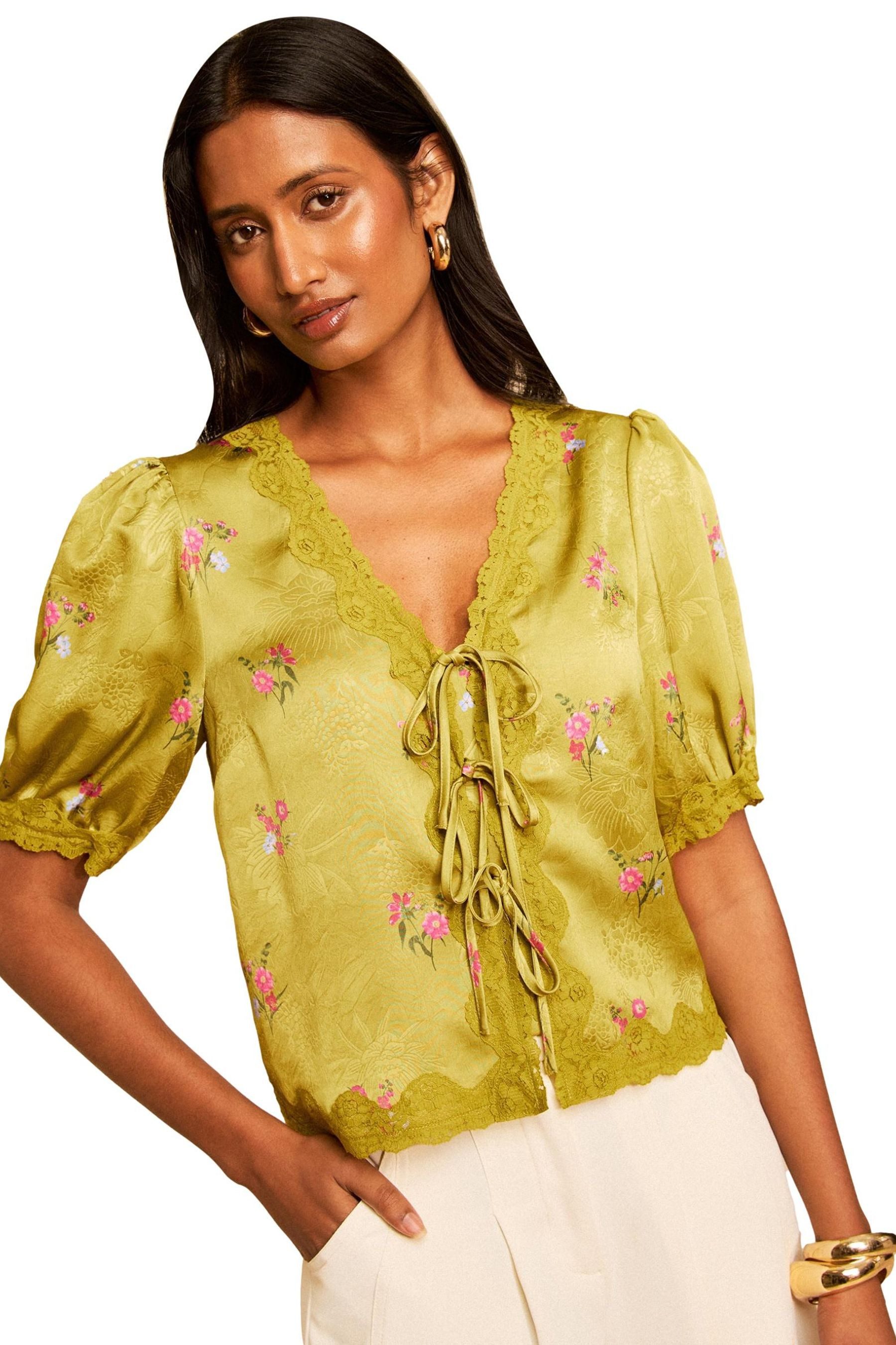Love & Roses Satinbluse Love & Roses Bluse aus Jacquardsatin, Regular (1-tlg)