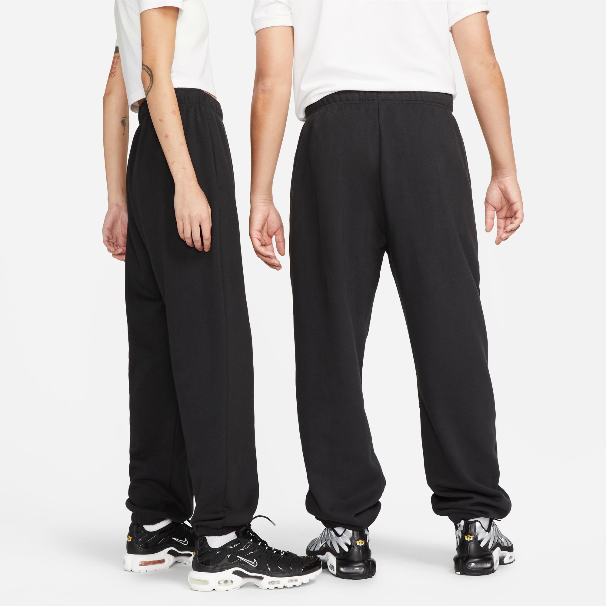Women's BLACK/WHITE Jogginghose Mid-Rise Pants Fleece Club Nike Sportswear