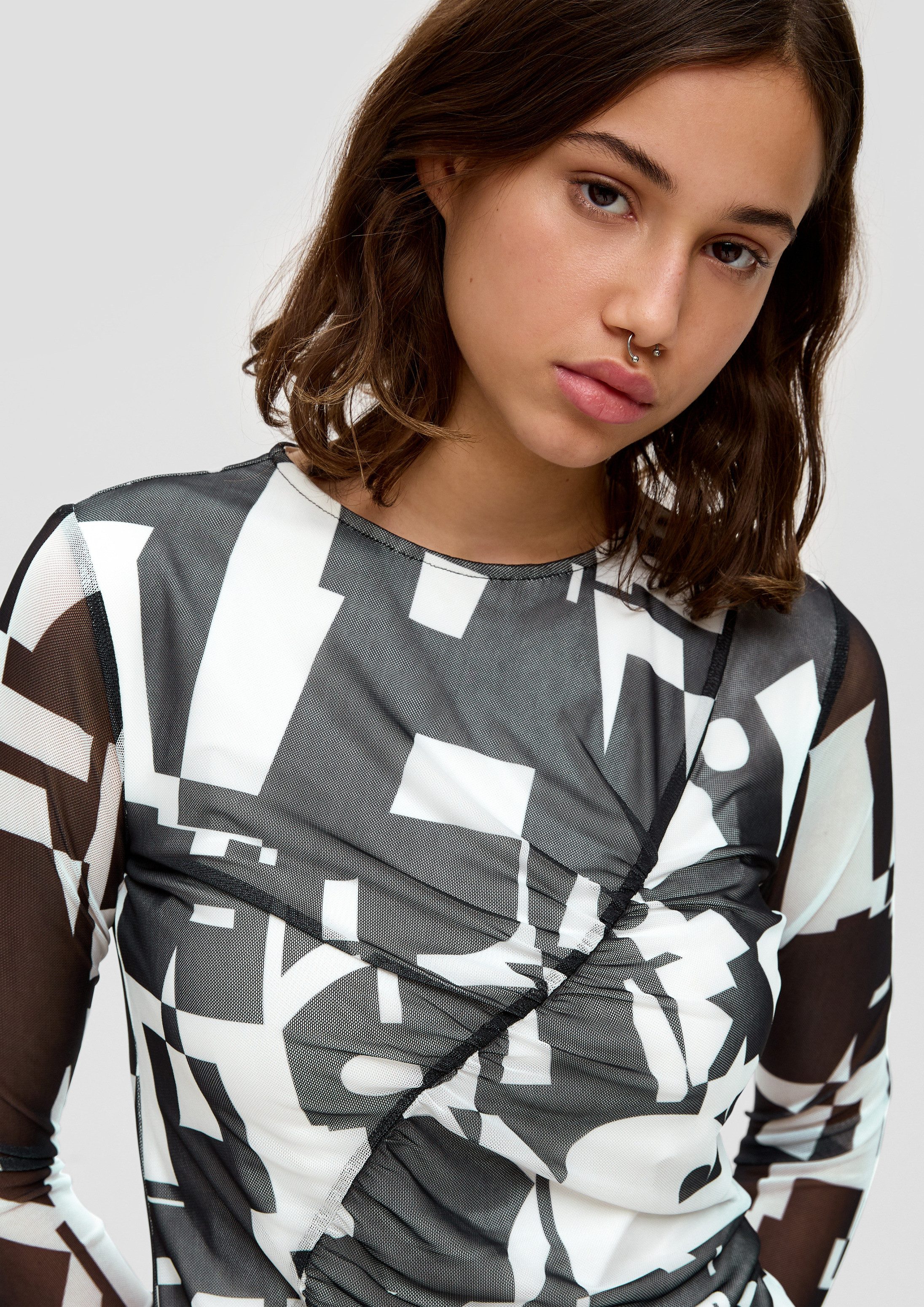 QS Langarmshirt T-Shirt Mesh-Shirt mit All-over-Print