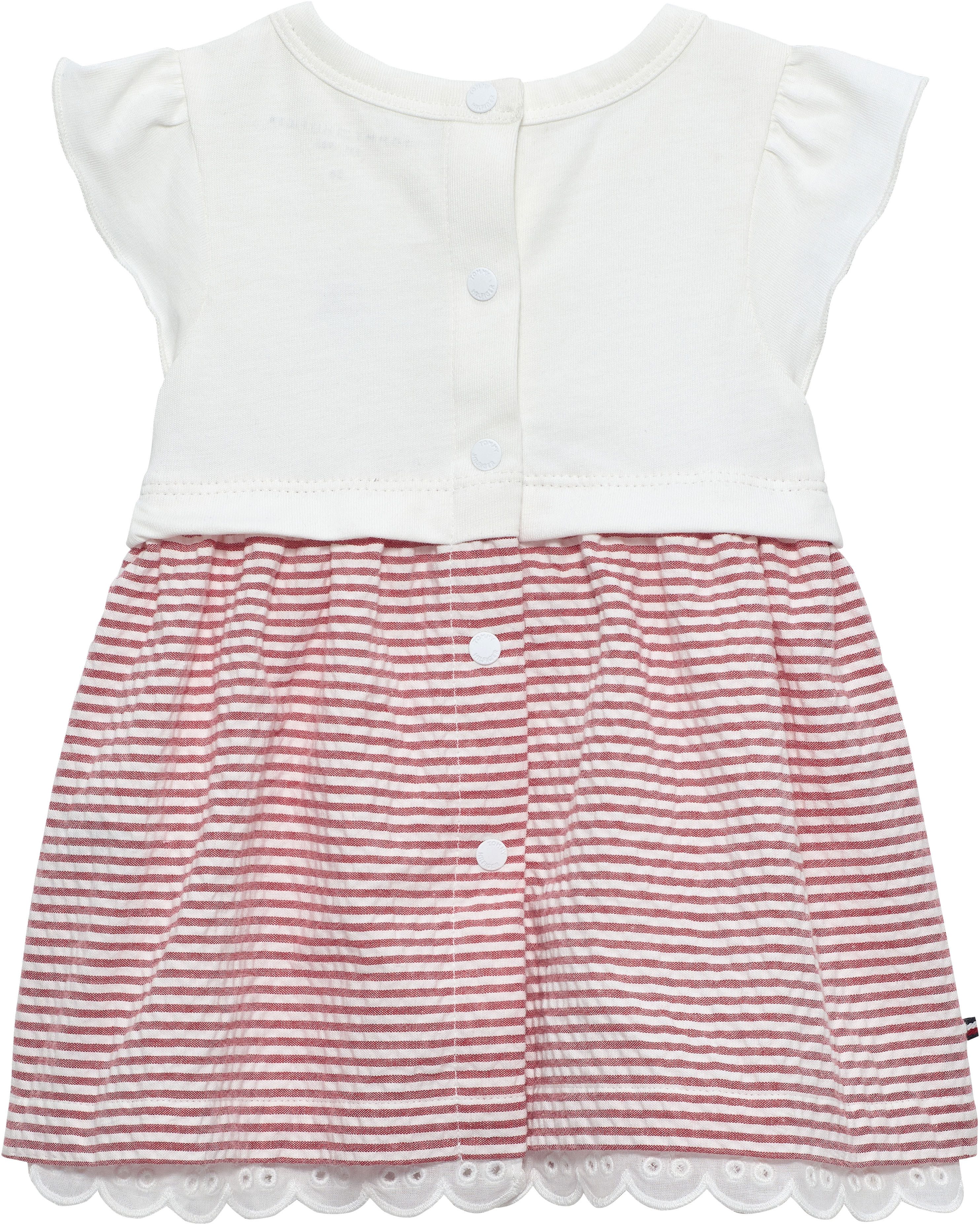 Tommy Hilfiger Jerseykleid SEERSUCKER RED COMBI DRESS S/S für Babys, mit Lochstickerei am Saum, Druckknöpfe