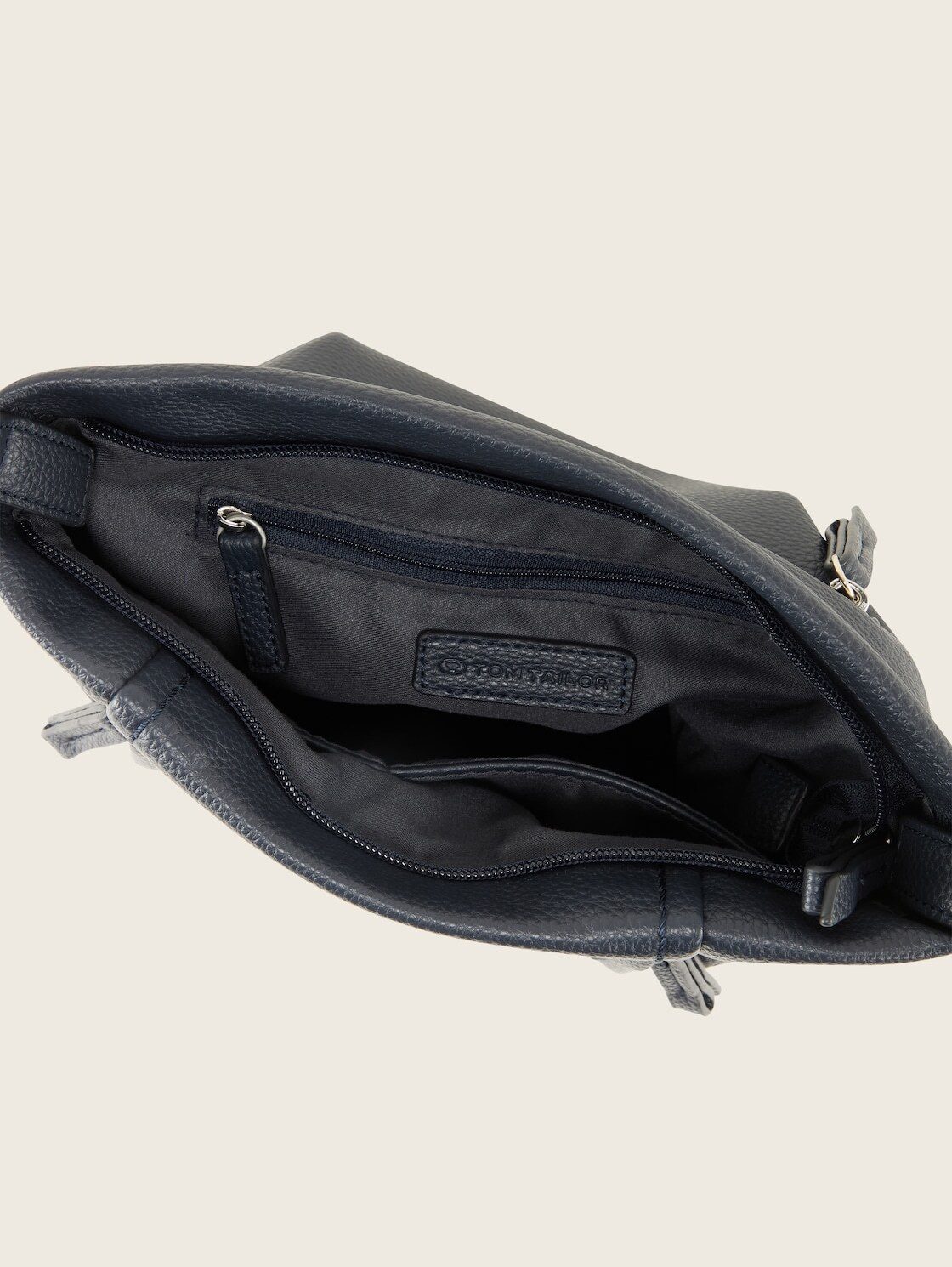 TOM TAILOR Umhängetasche Bags, TTBECA M Umhängetasche mit Reißverschluss-Details