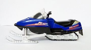 Toi-Toys Modellauto SCHNEEMOBIL mit Fahrer Licht Sound 12cm Spielzeug 45 (Blau), Maßstab 1:20 - 1:35, Wintersport Snowmobile