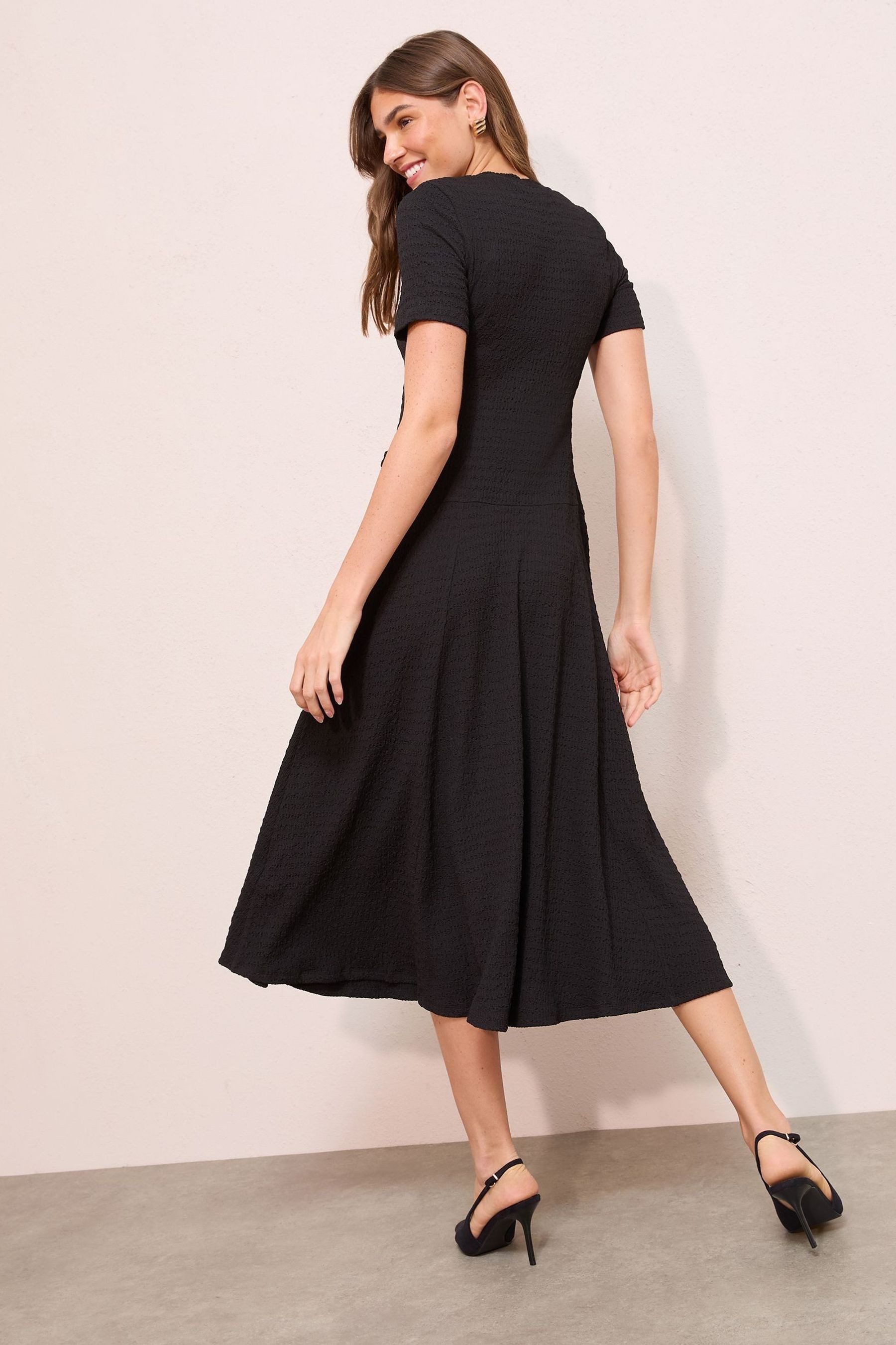 Friends Like These Midikleid Friends Like These Midikleid aus Jersey (1-tlg günstig online kaufen