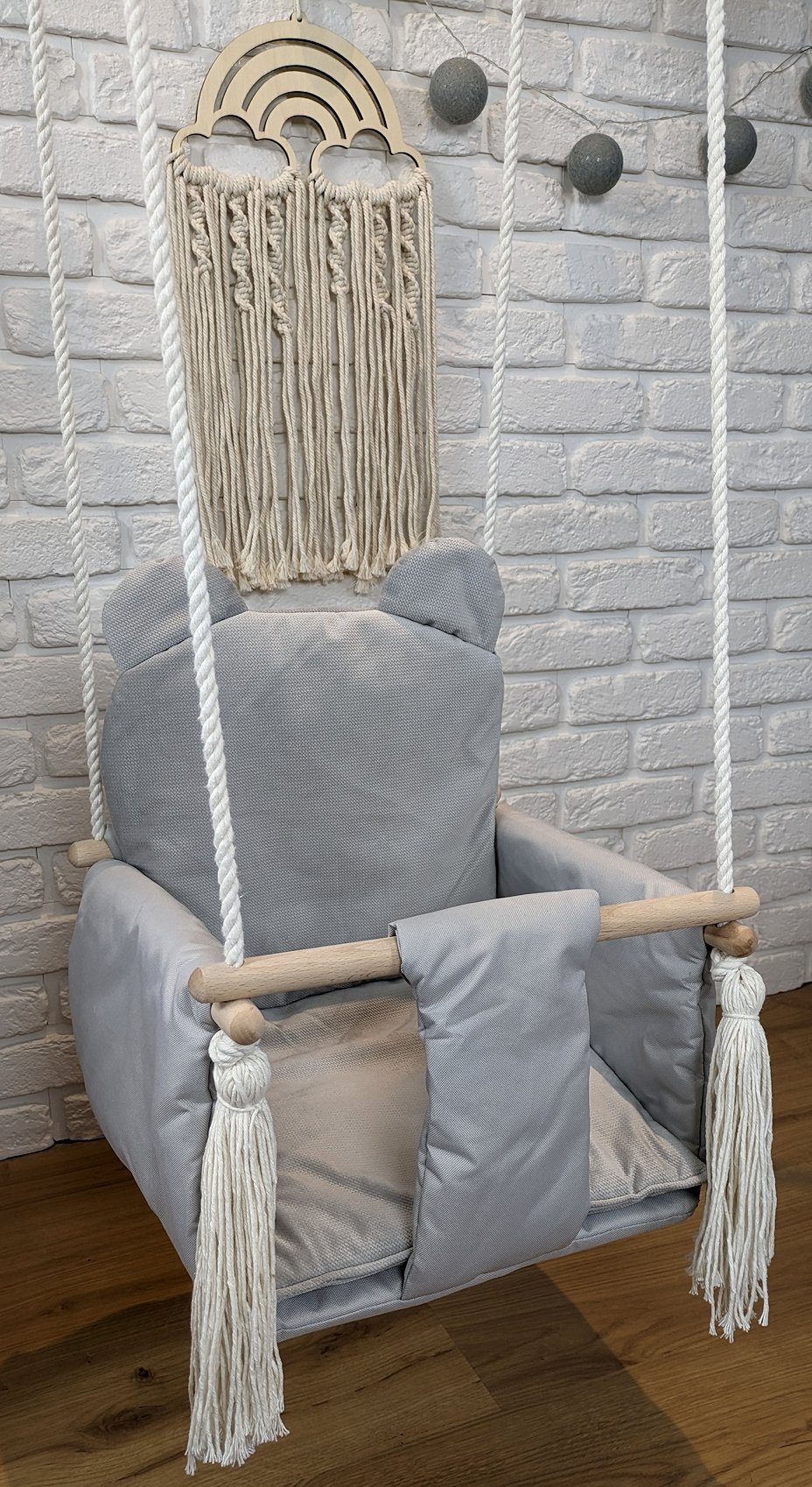 Pamek Einzelschaukel Suße Kinderschaukel Babyschaukel mit Gurt Schaukel Holz Geschenk, Dicke Metallringe zum aufhängen. – Bild 2 von 4