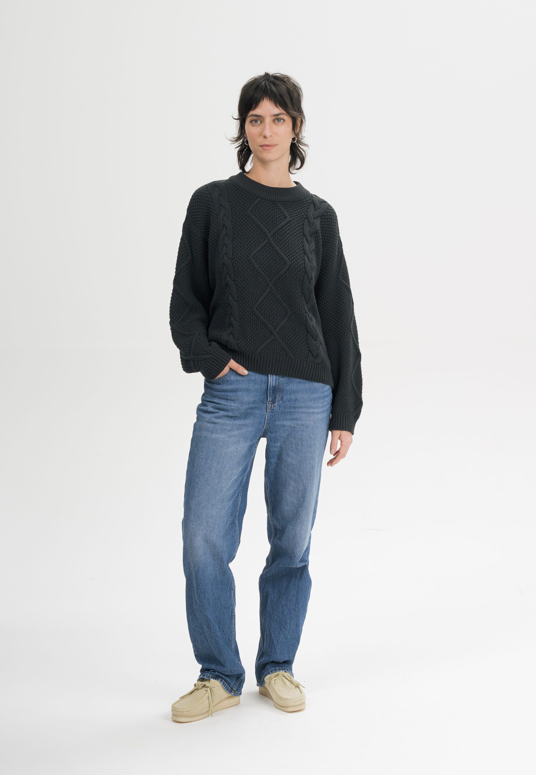 MELA Strickpullover Zopfmuster Strickpullover Style SAMAIRA Gerippter Kragen, Saum und gerippte Bündchen